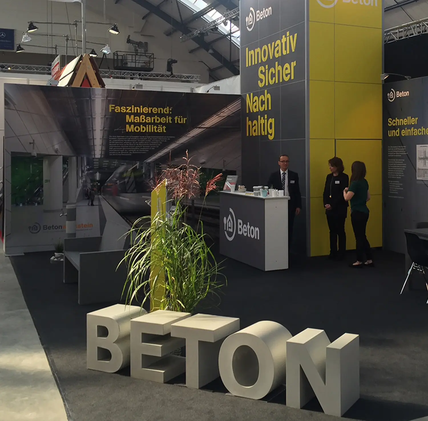 OGGI Beton - Concrete letters