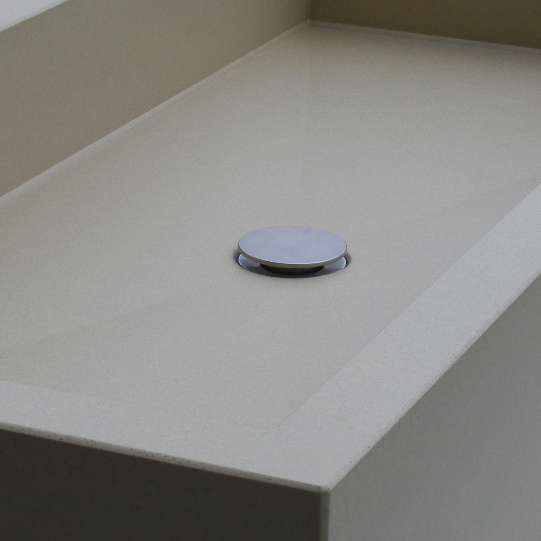 Display product Nakata Detail from manufacturer OGGI Beton