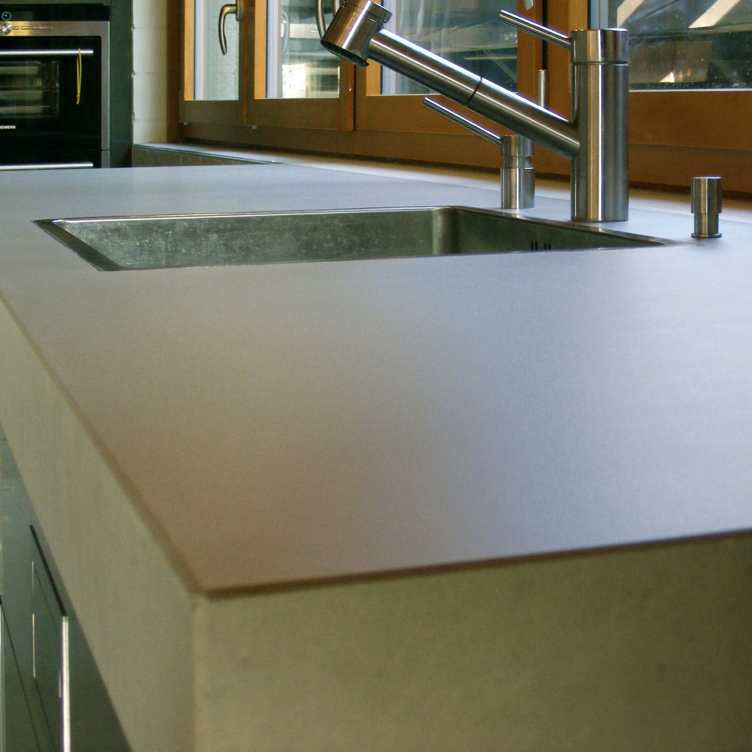 Produkt Küchenarbeitsplatte aus Beton des Herstellers OGGI Beton anzeigen
