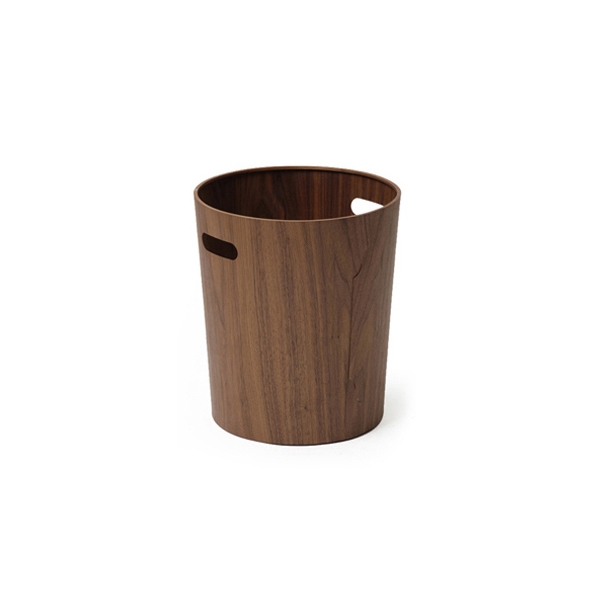 Mostra il prodotto Basket large del produttore MINT Furniture