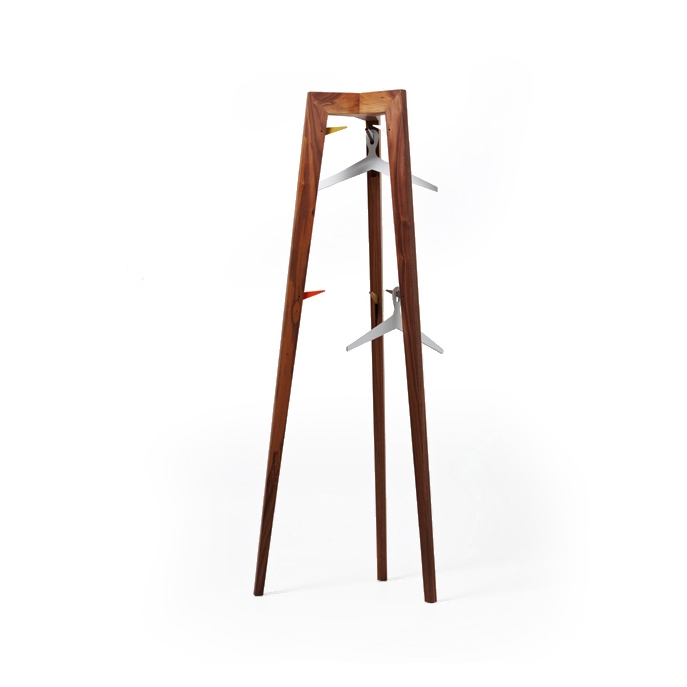 Afficher le produit Storck Clothes Rack du fabricant MINT Furniture