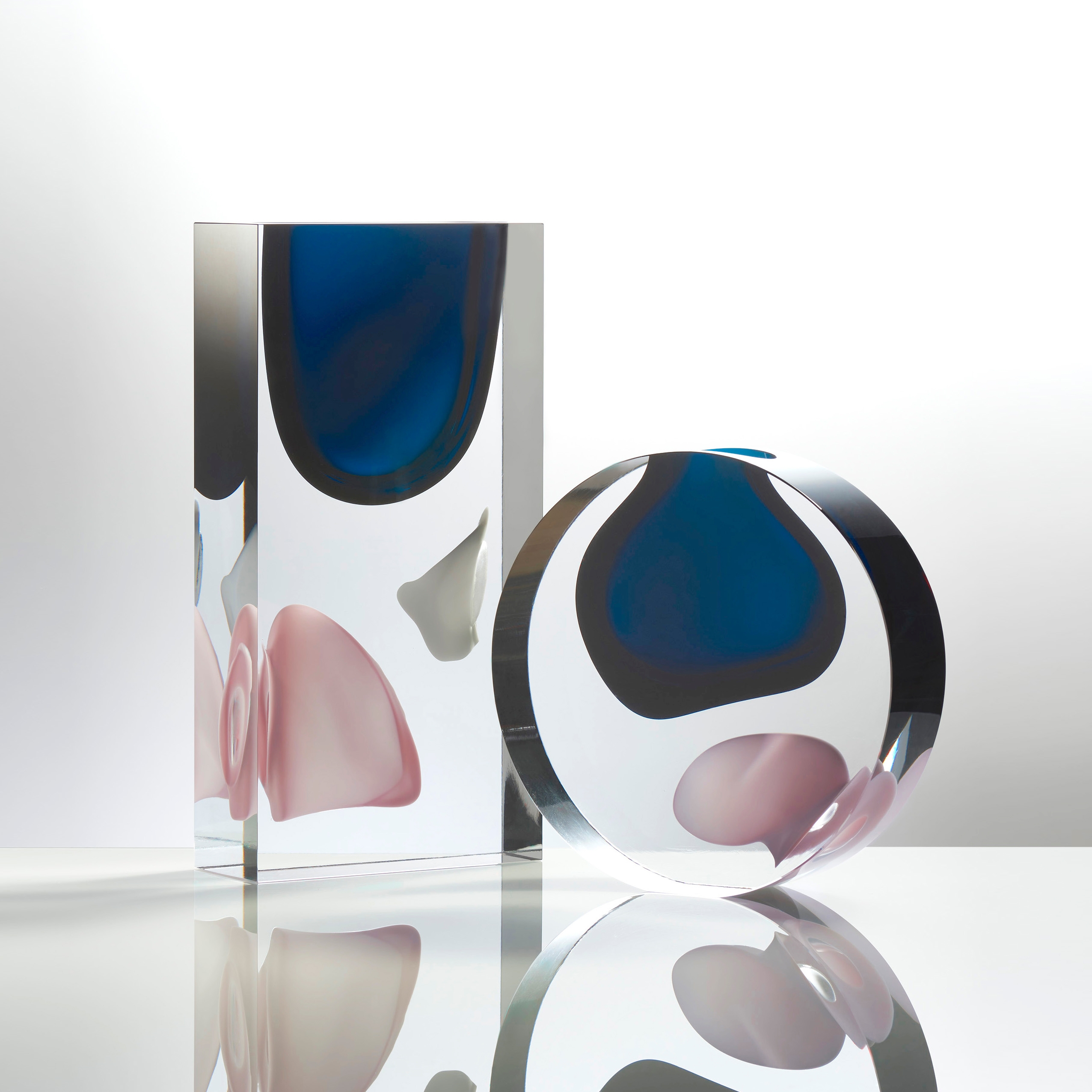 Display product Moments Round from manufacturer Anna Torfs