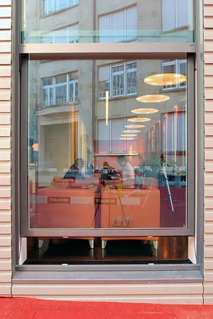 Hirt Metallbau - Hirt Vertical Sash Window