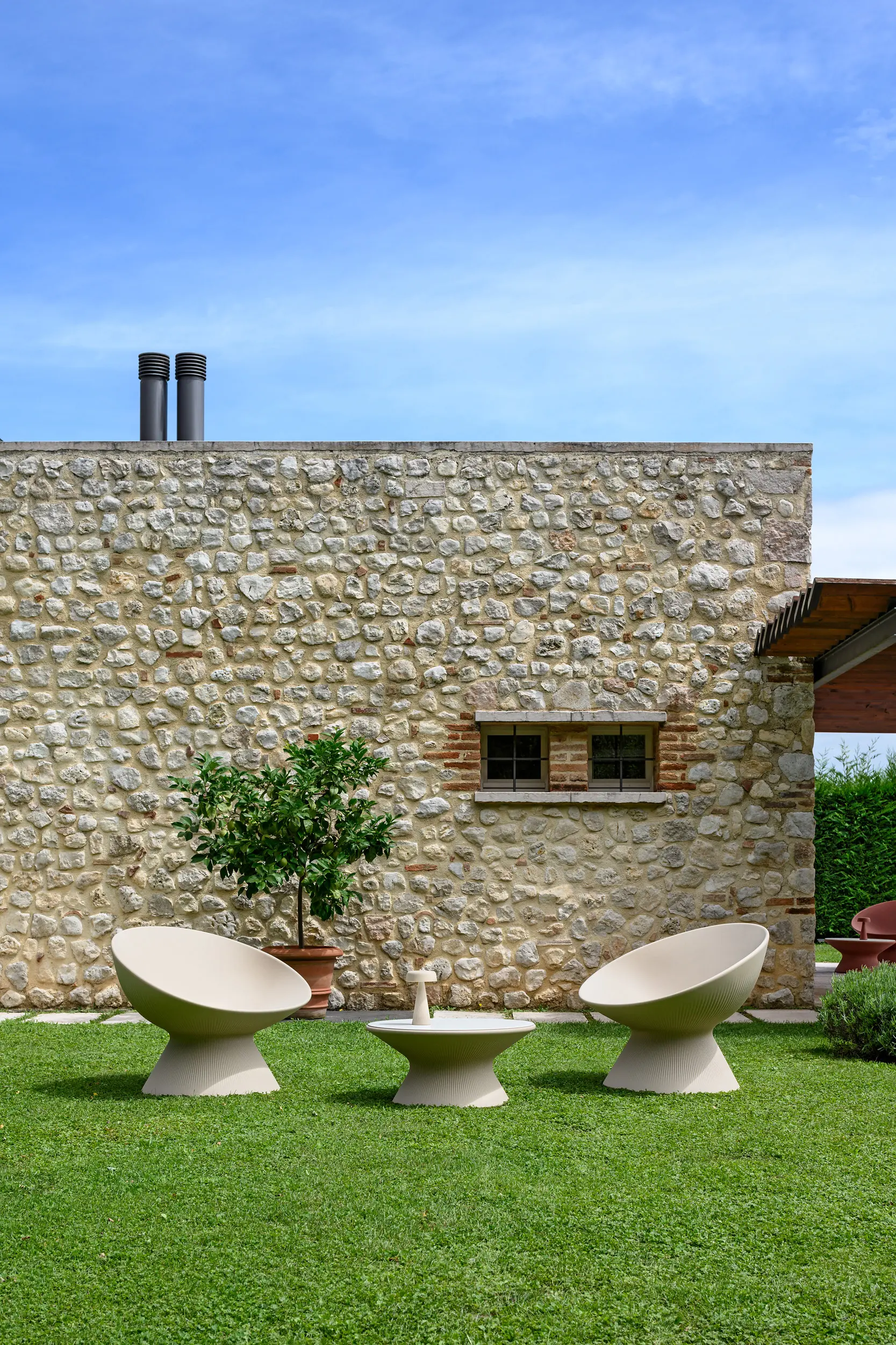 PLUST - Fade | Chair Nero