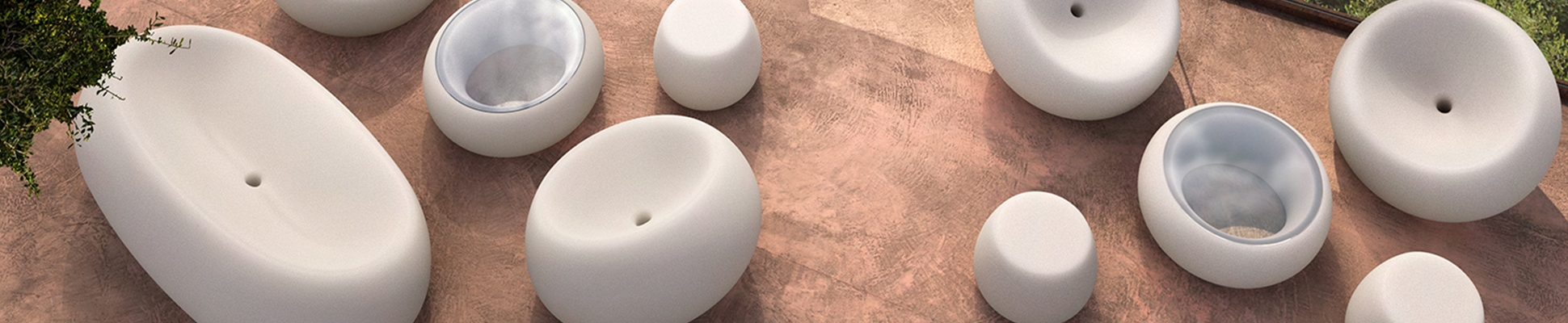 Discover the world of manufacturer PLUST