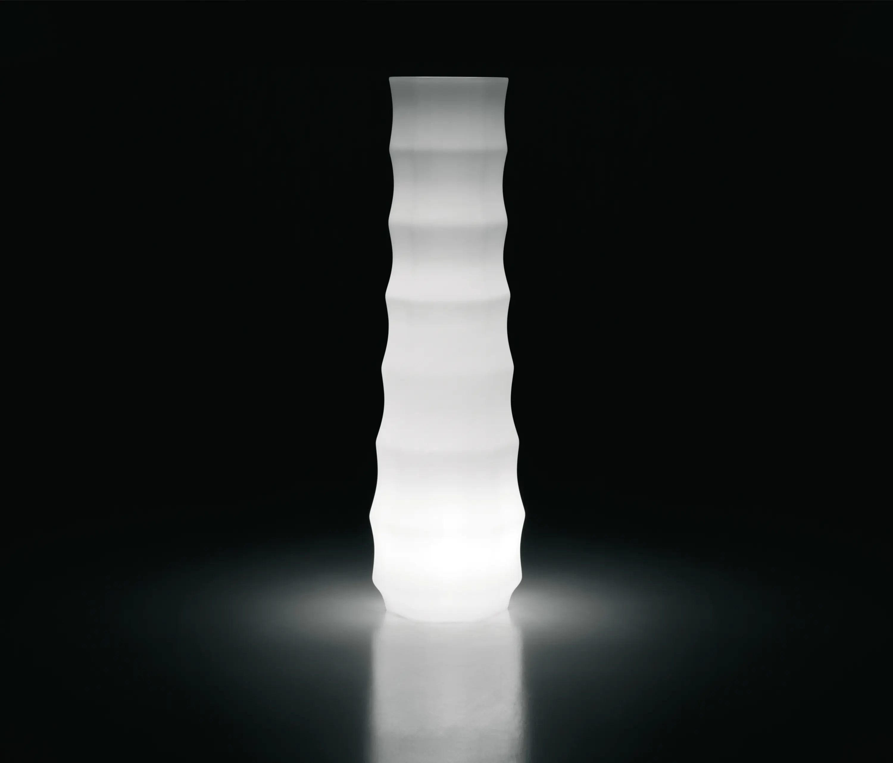 PLUST - Roo | Light