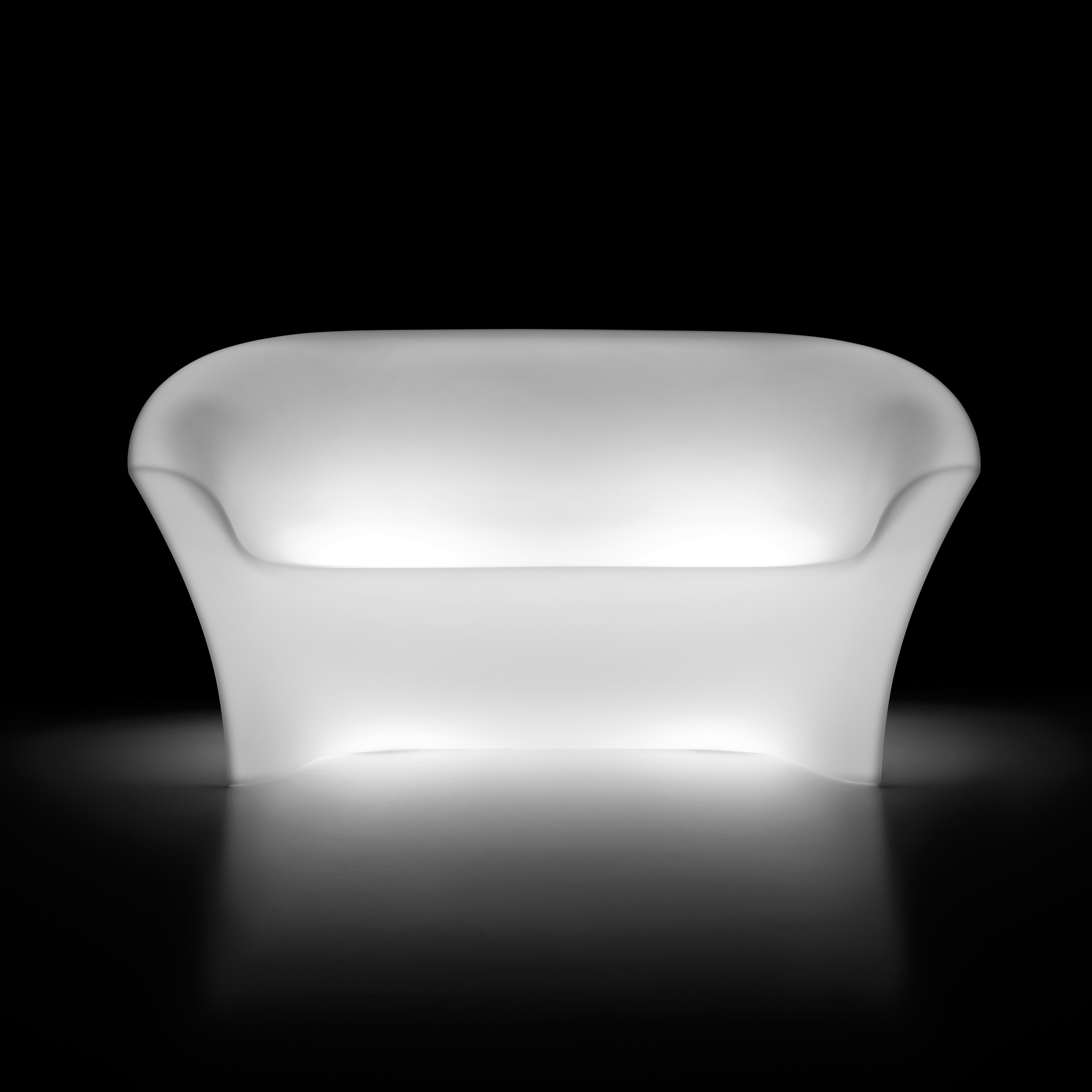 Display product Ohla | Sofa Light from manufacturer PLUST