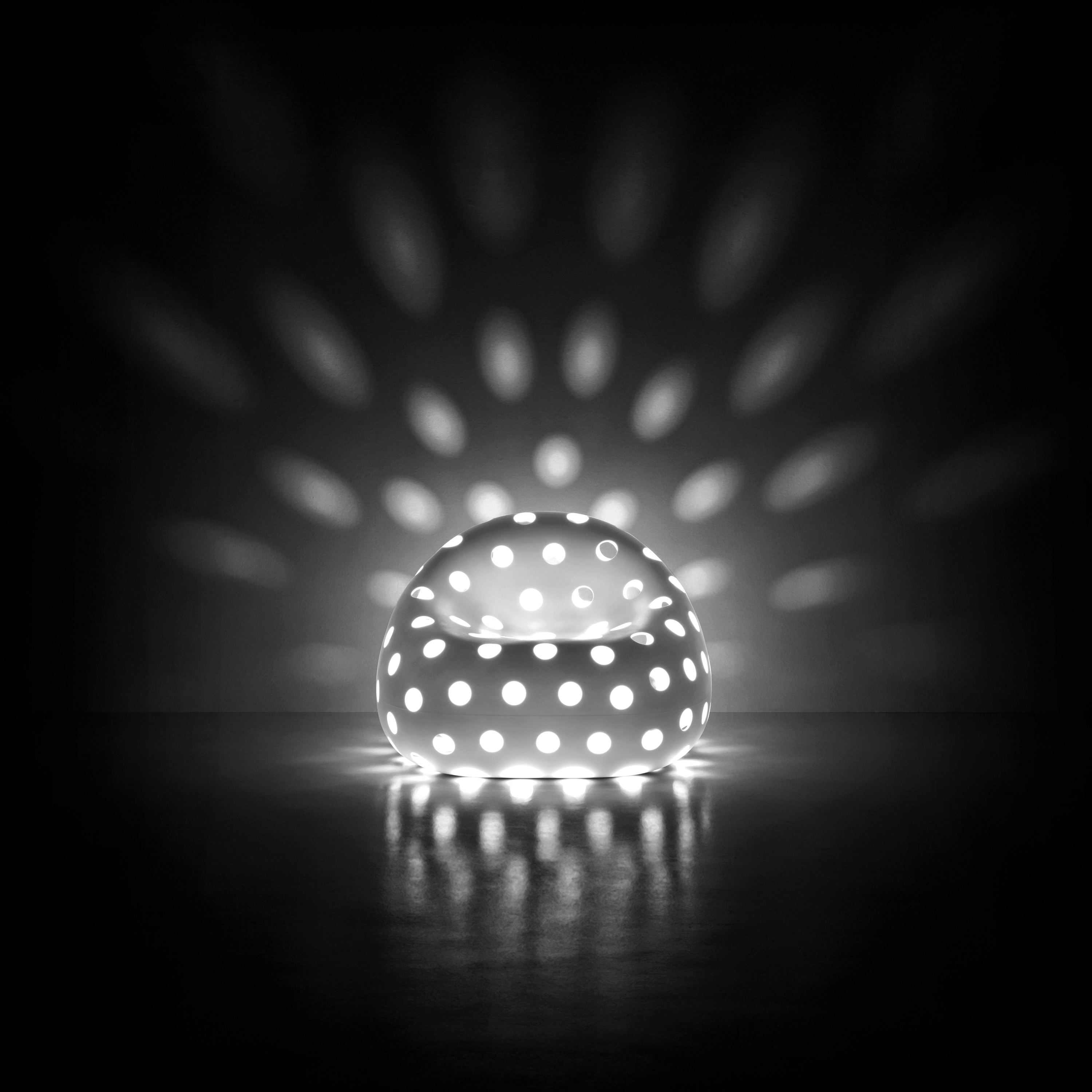 Afficher le produit Airball | Armchair Light du fabricant PLUST