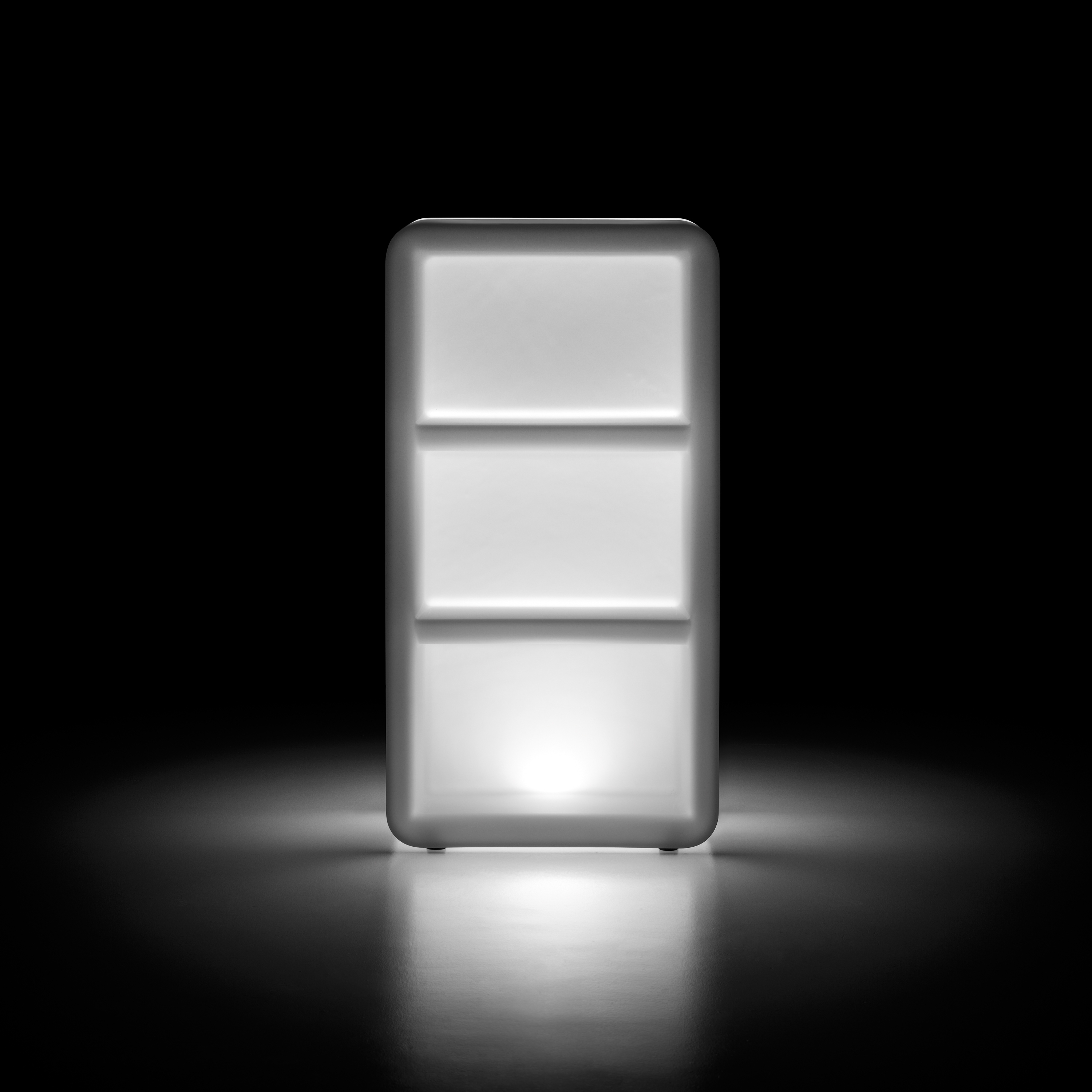 Display product Bartolomeo | Display Light from manufacturer PLUST
