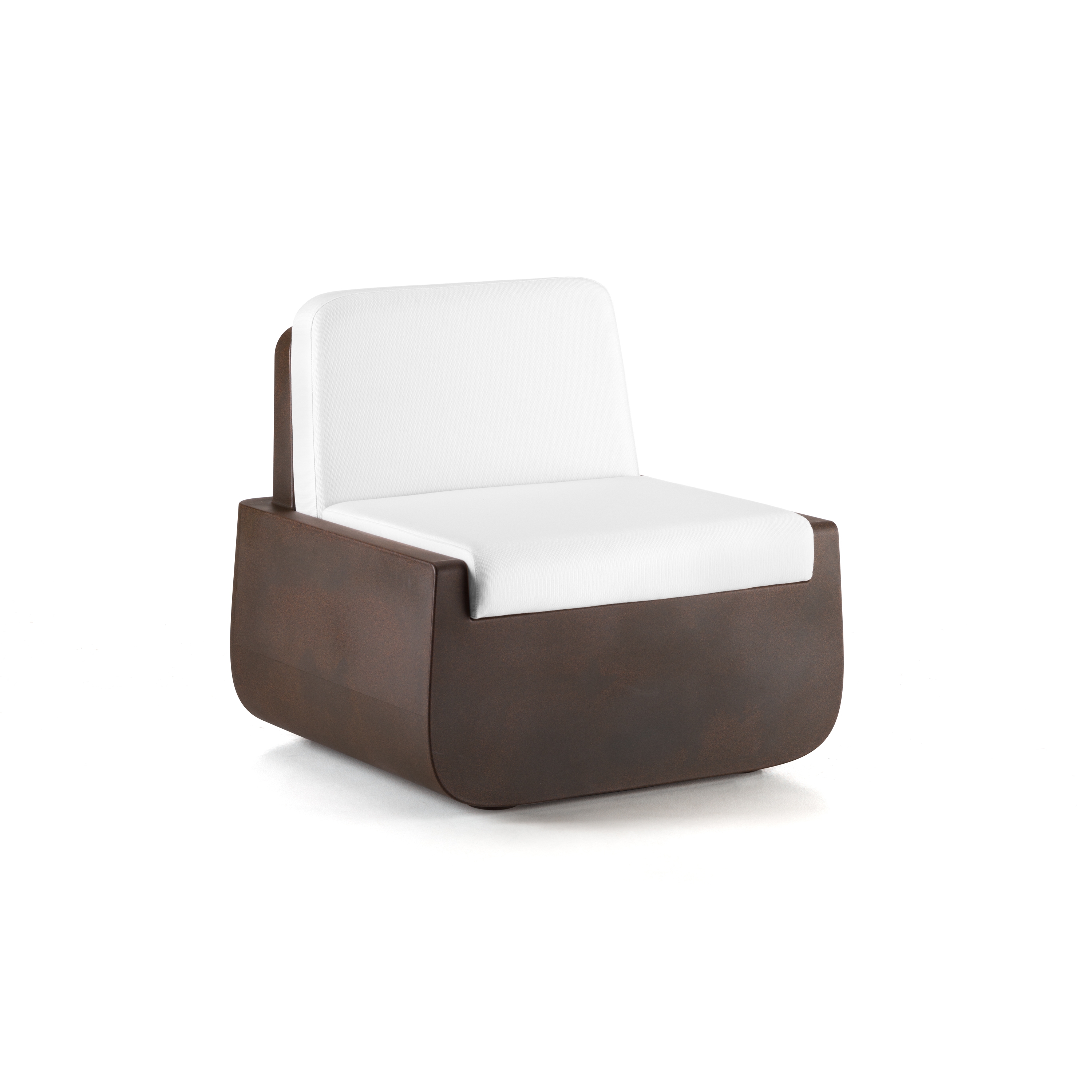 Display product Bold | Armchair from manufacturer PLUST