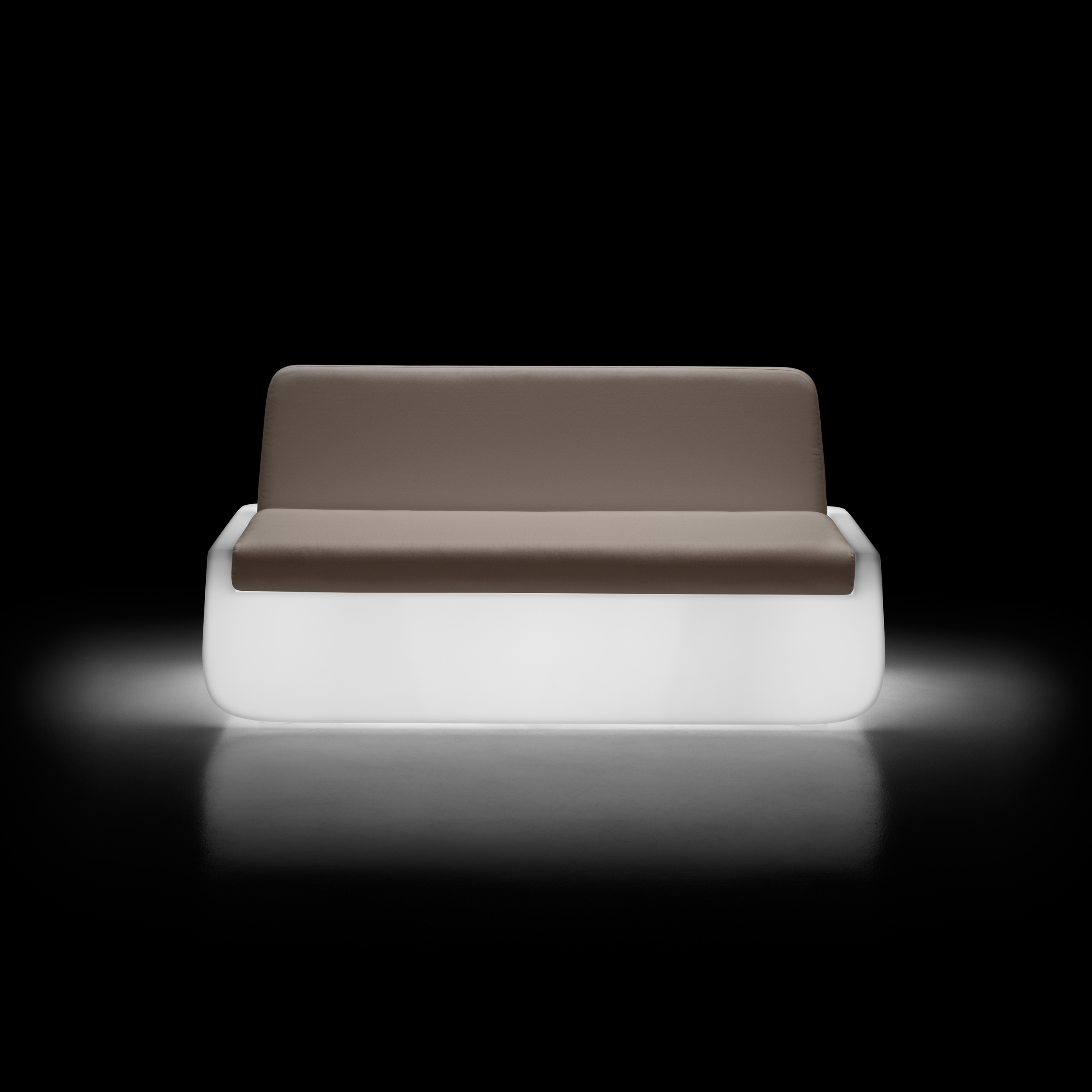 Display product Bold | Sofa Light from manufacturer PLUST