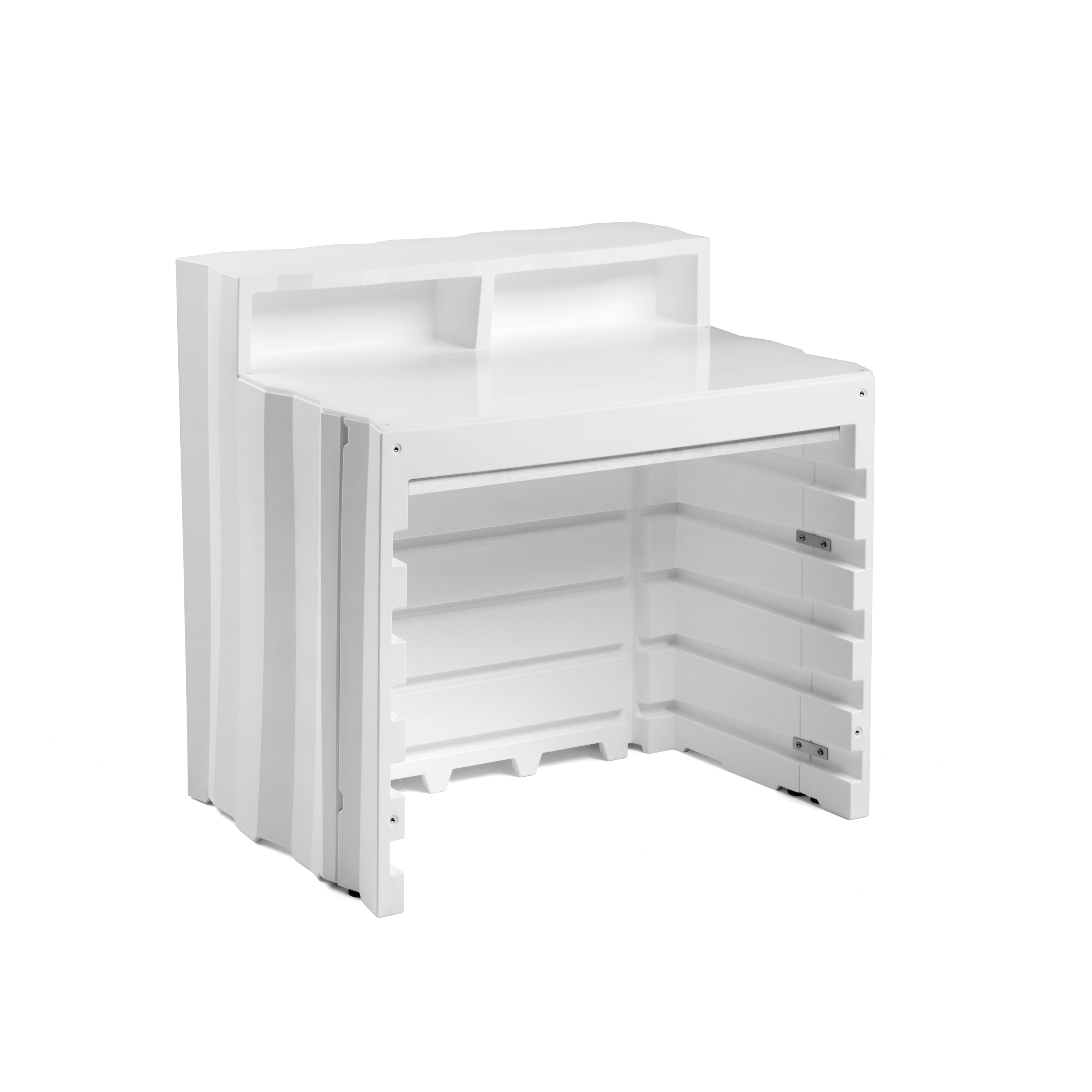 Produkt Frozen | Desk des Herstellers PLUST anzeigen