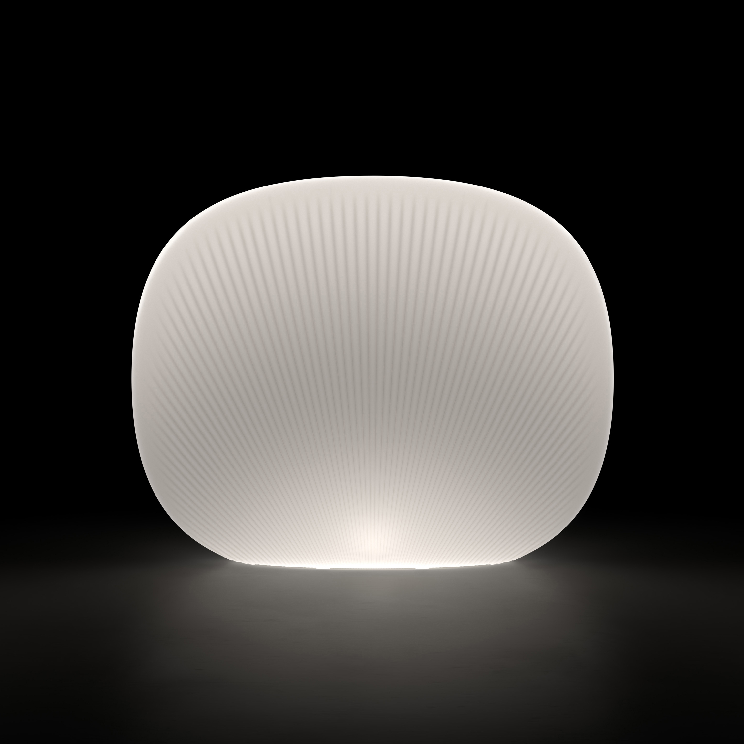 Display product Fade | Shell Light from manufacturer PLUST
