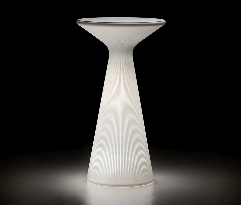 PLUST - Fade | Table Structure Light