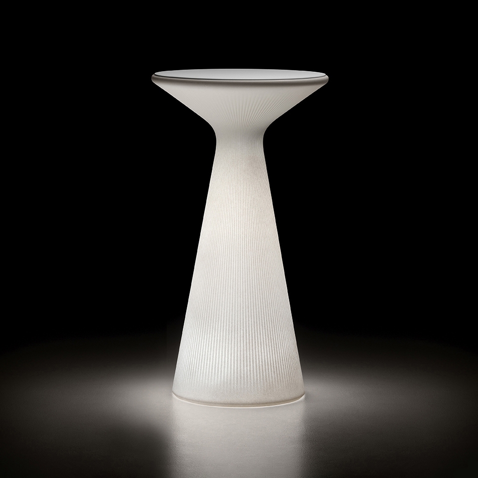 Display product Fade | Table Structure Light from manufacturer PLUST