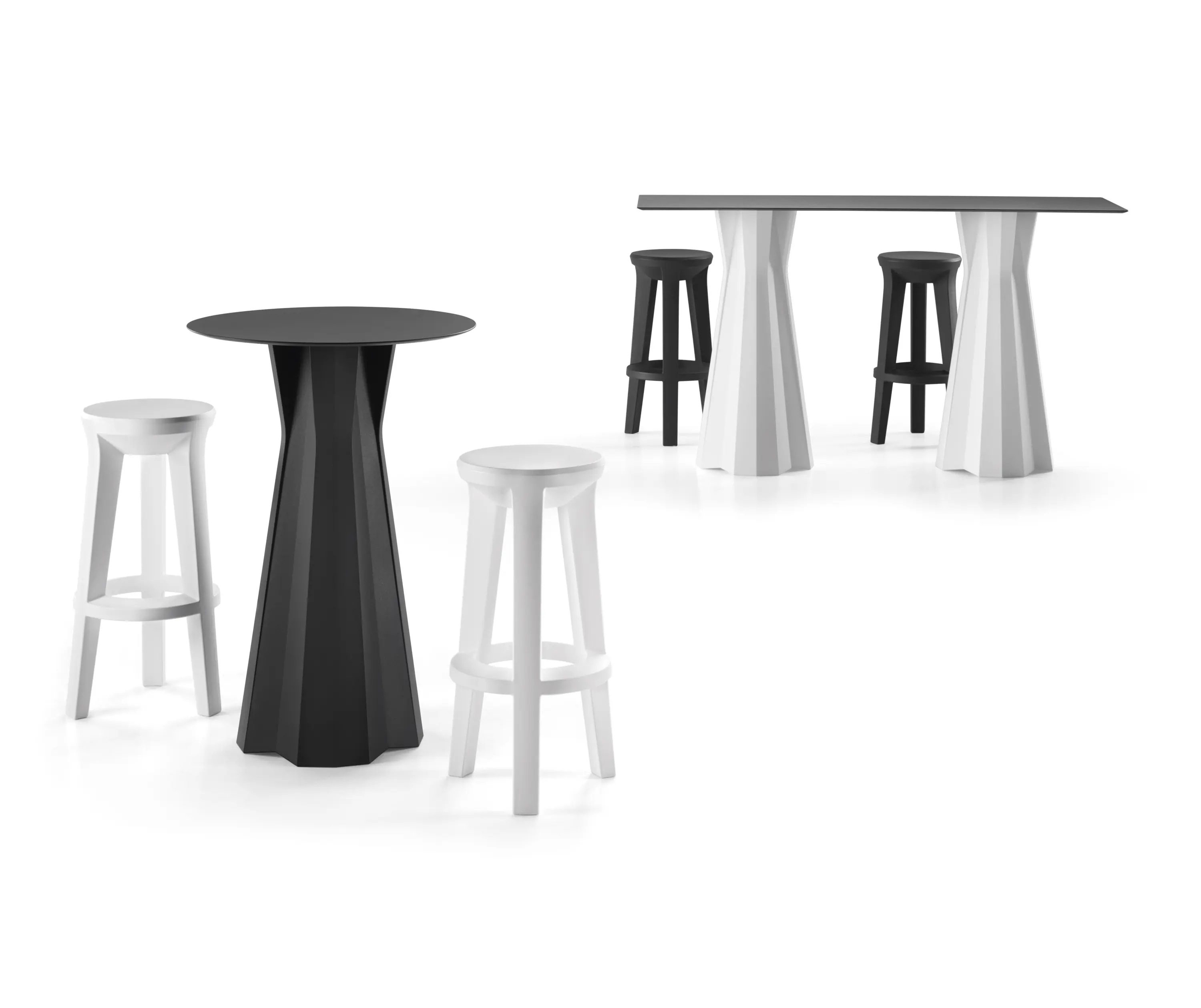 PLUST - Frozen | Bar Table