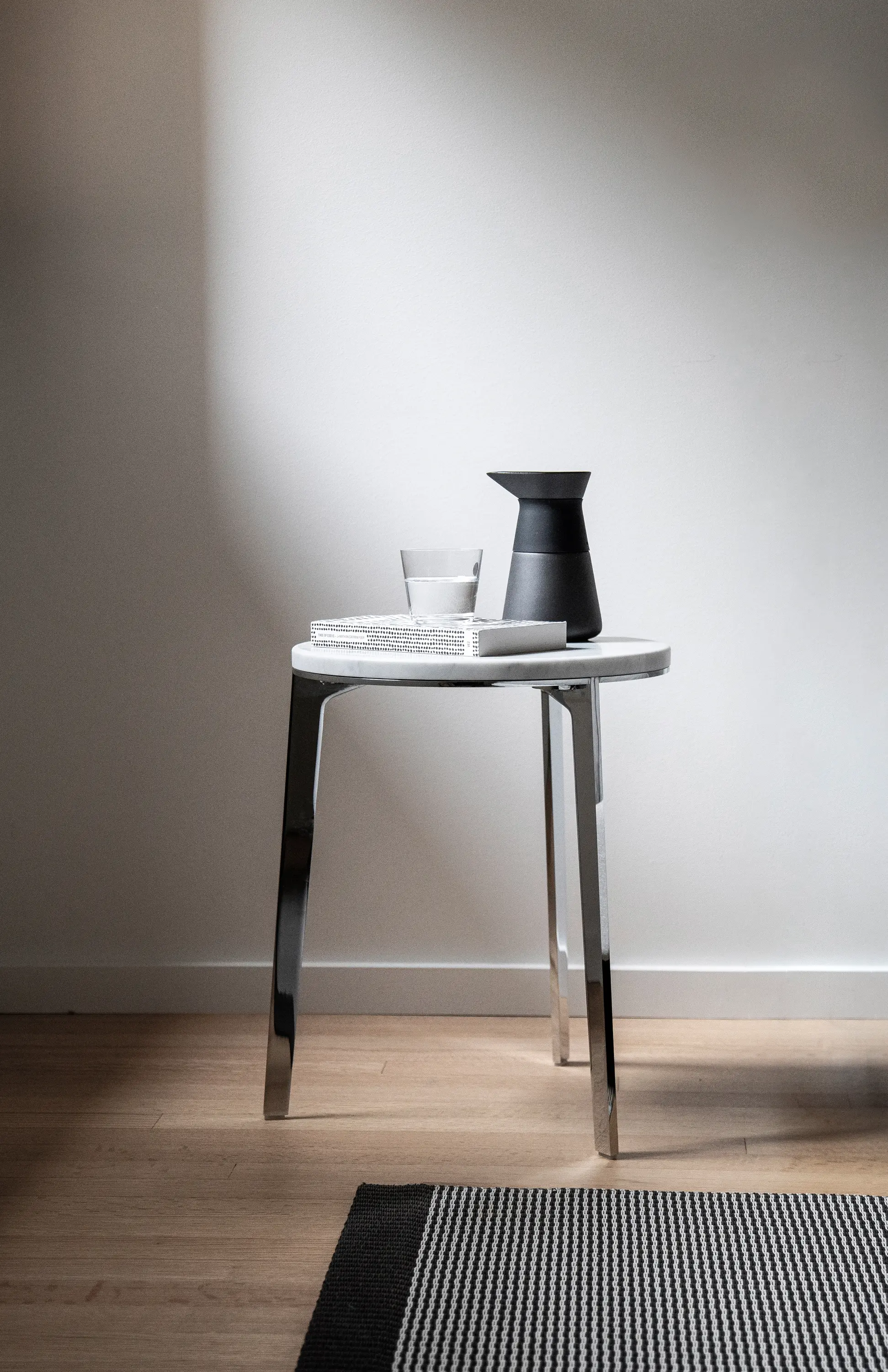 Bensen - Side Table Round With Marble Top