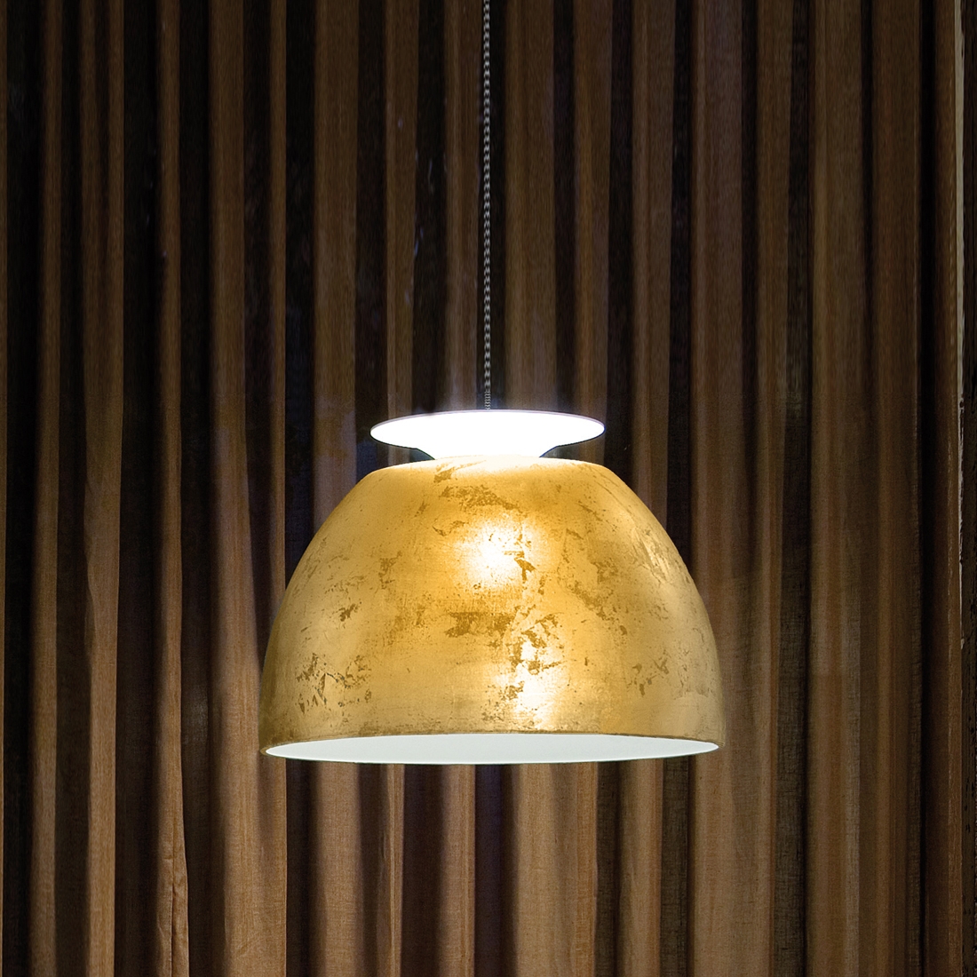 Produkt Bossa Gold Pendelleuchte des Herstellers Lumini anzeigen