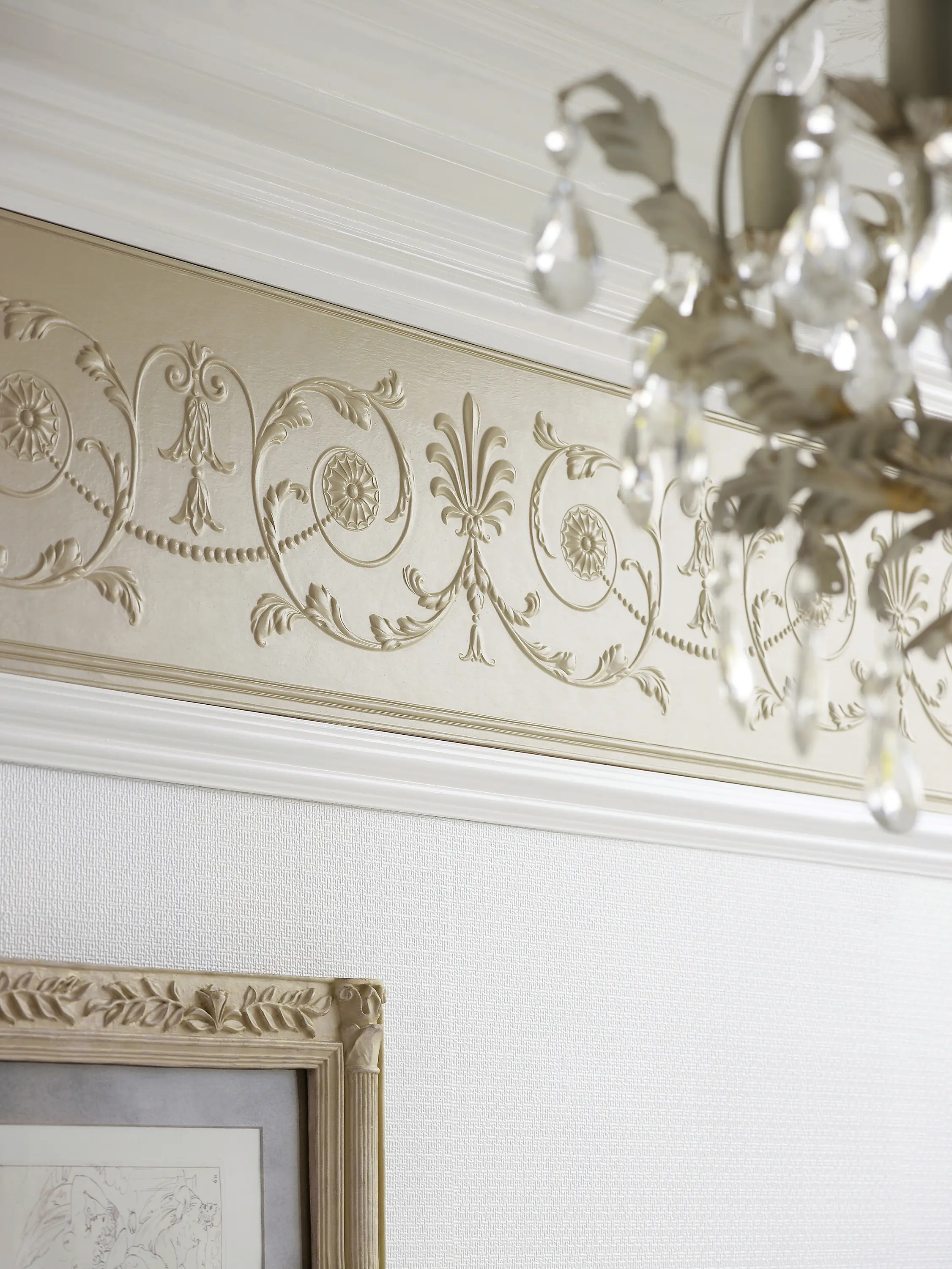 Lincrusta - Diana Frieze