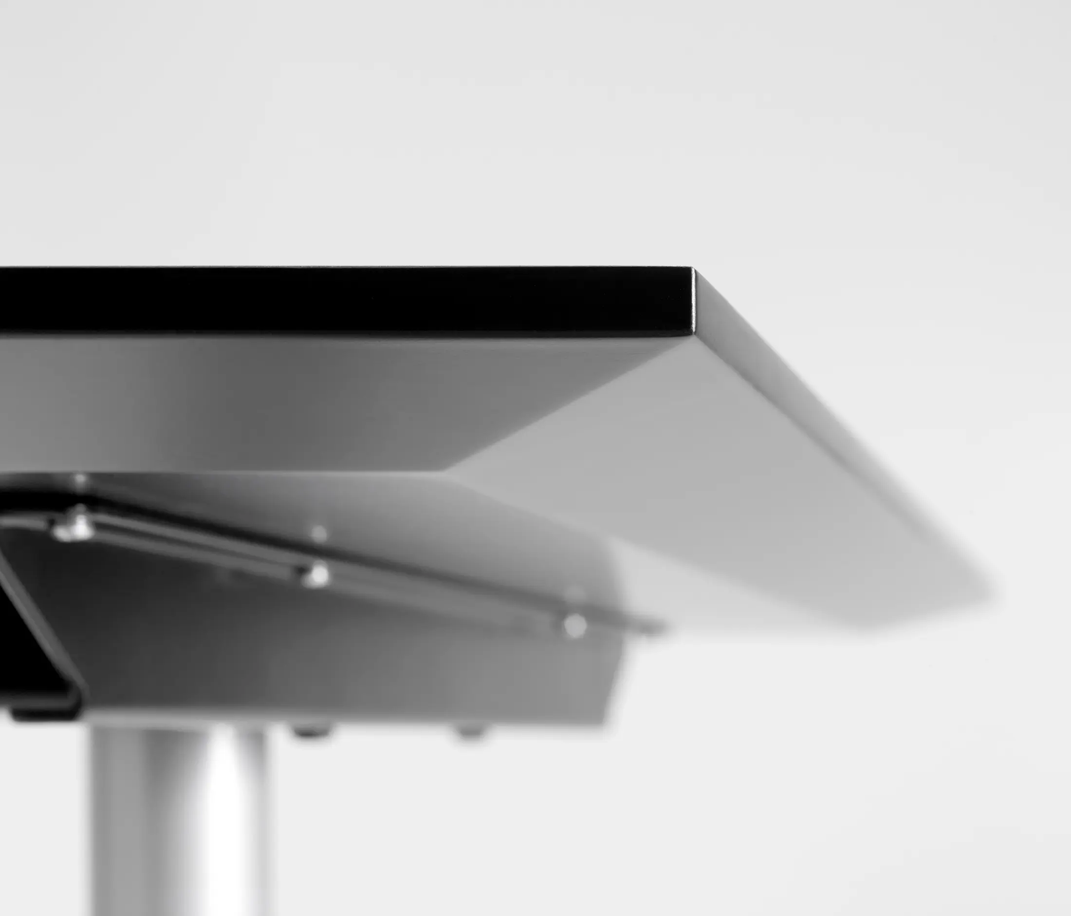 JENSENplus - BLACKBOX workdesk
