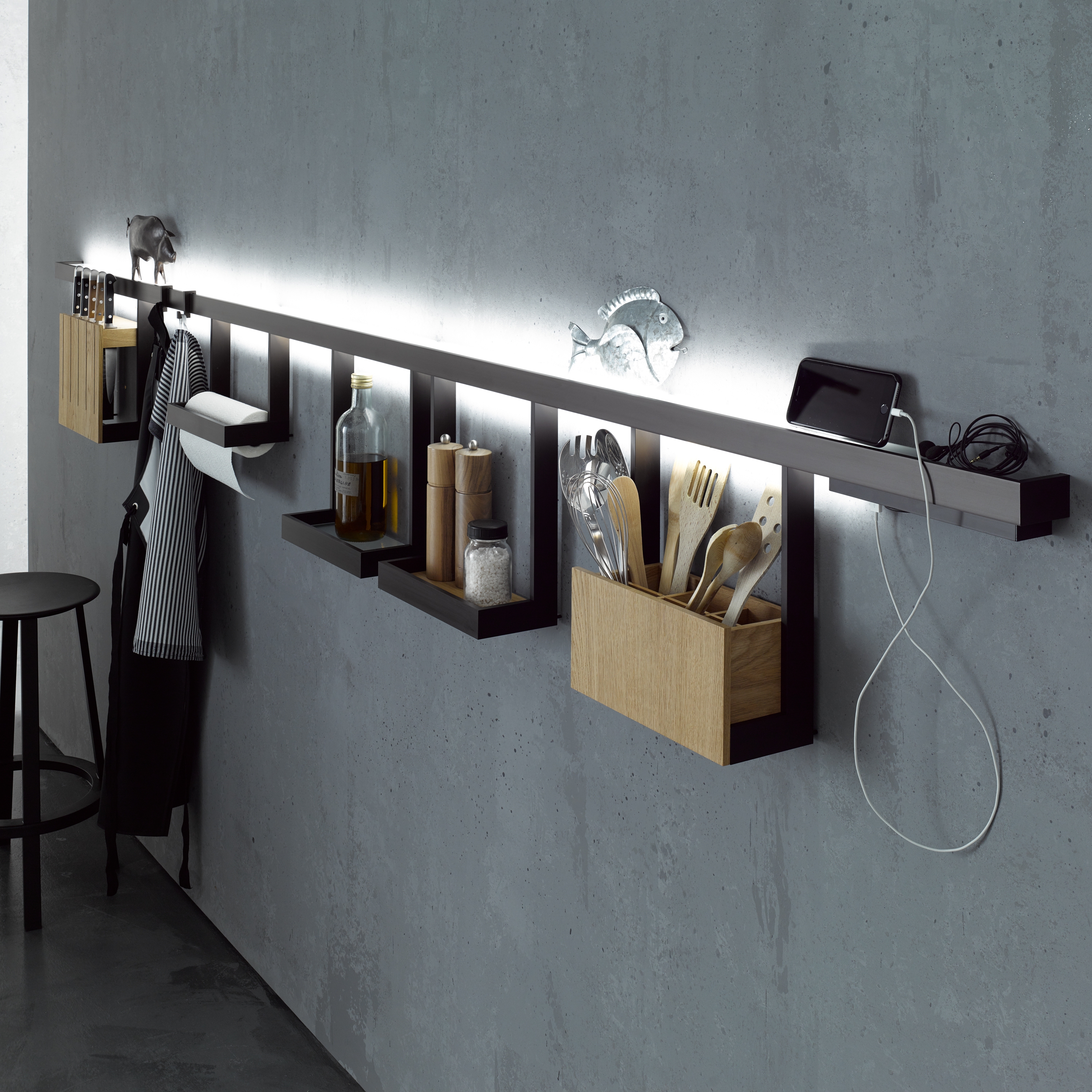 Display product Light rail with glass shelf | GERA light system 6 from manufacturer GERA