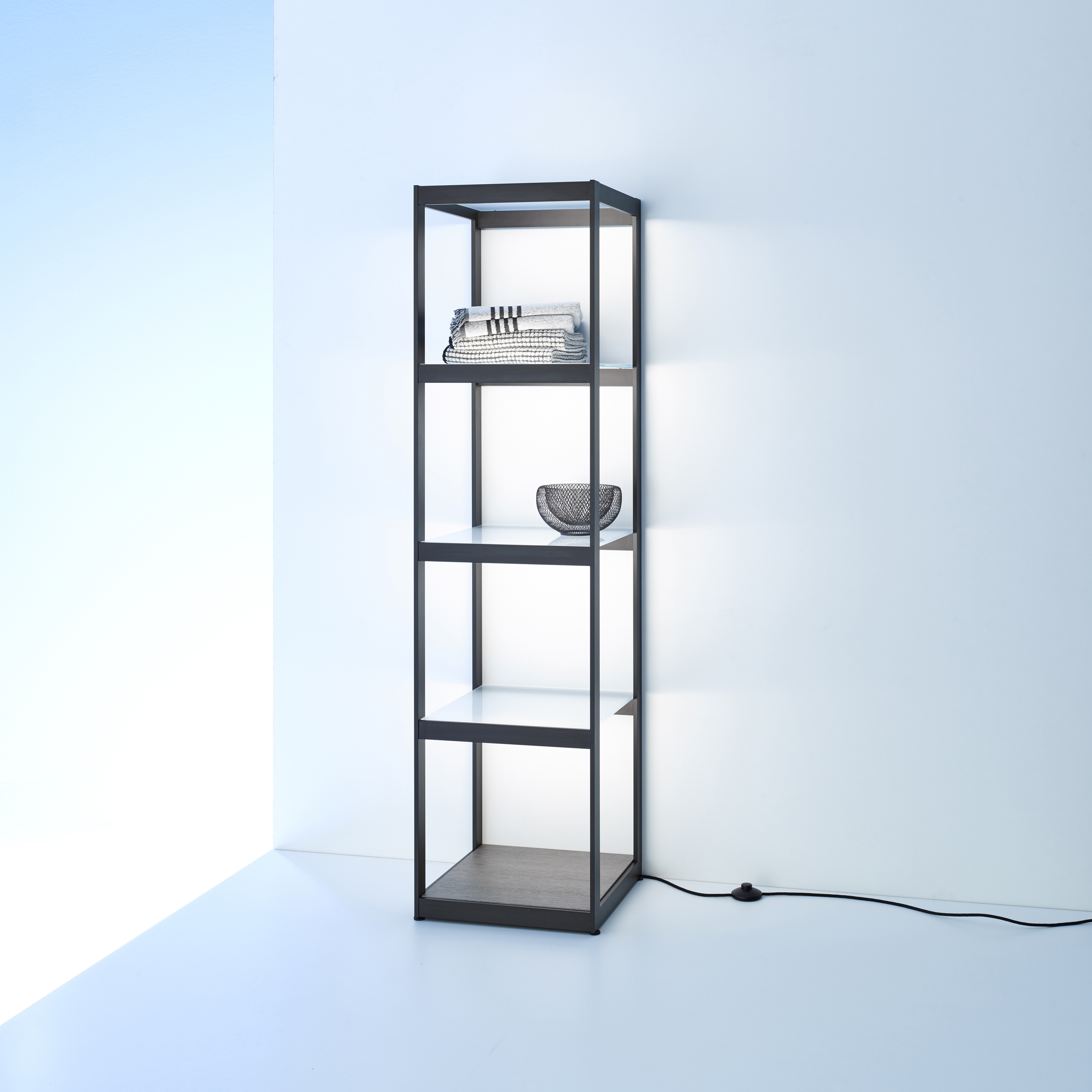 Display product Light shelf Q40 | GERA light system 6 from manufacturer GERA