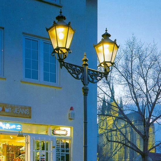 HISTORICAL CITY LIGHT