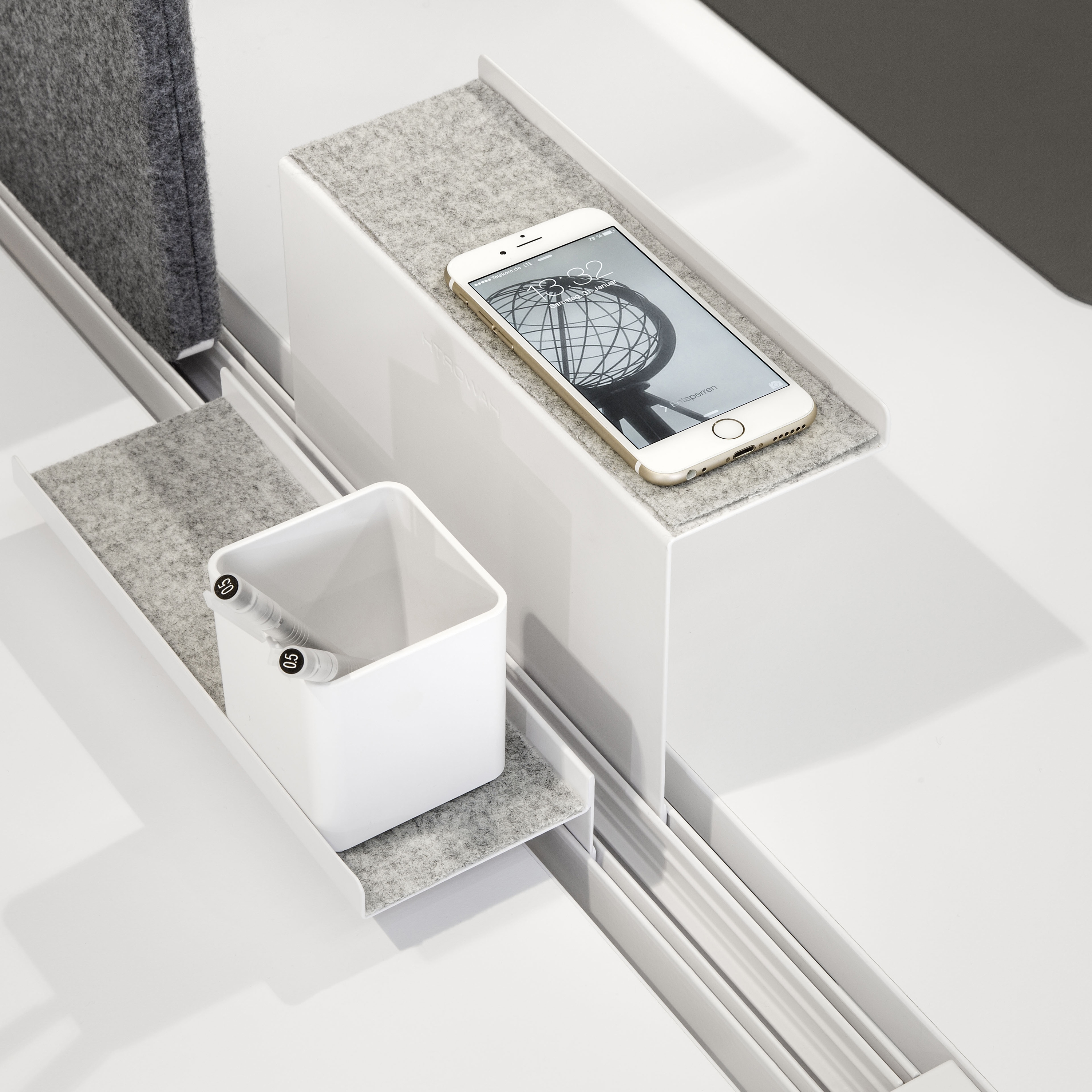 Display product Intuity from manufacturer Haworth