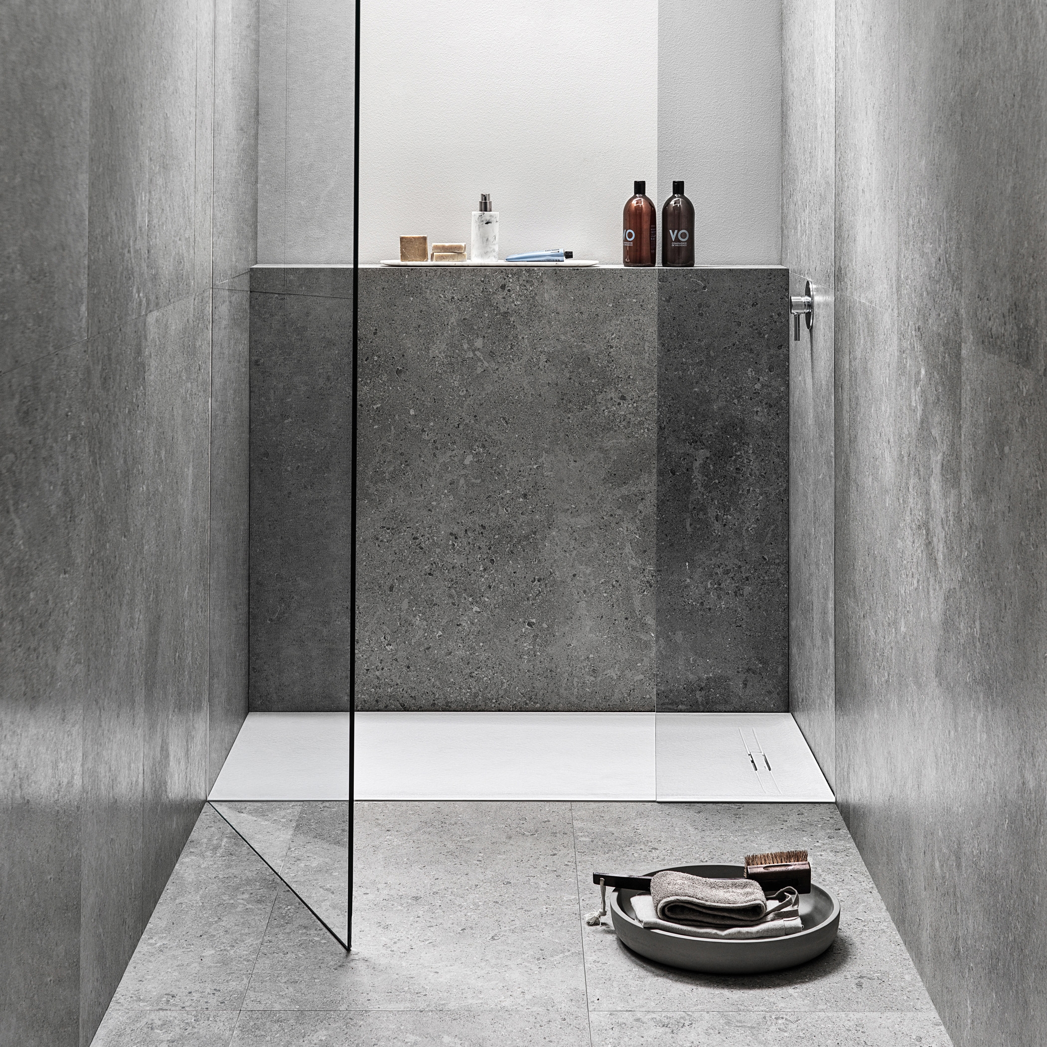 SHOWERS