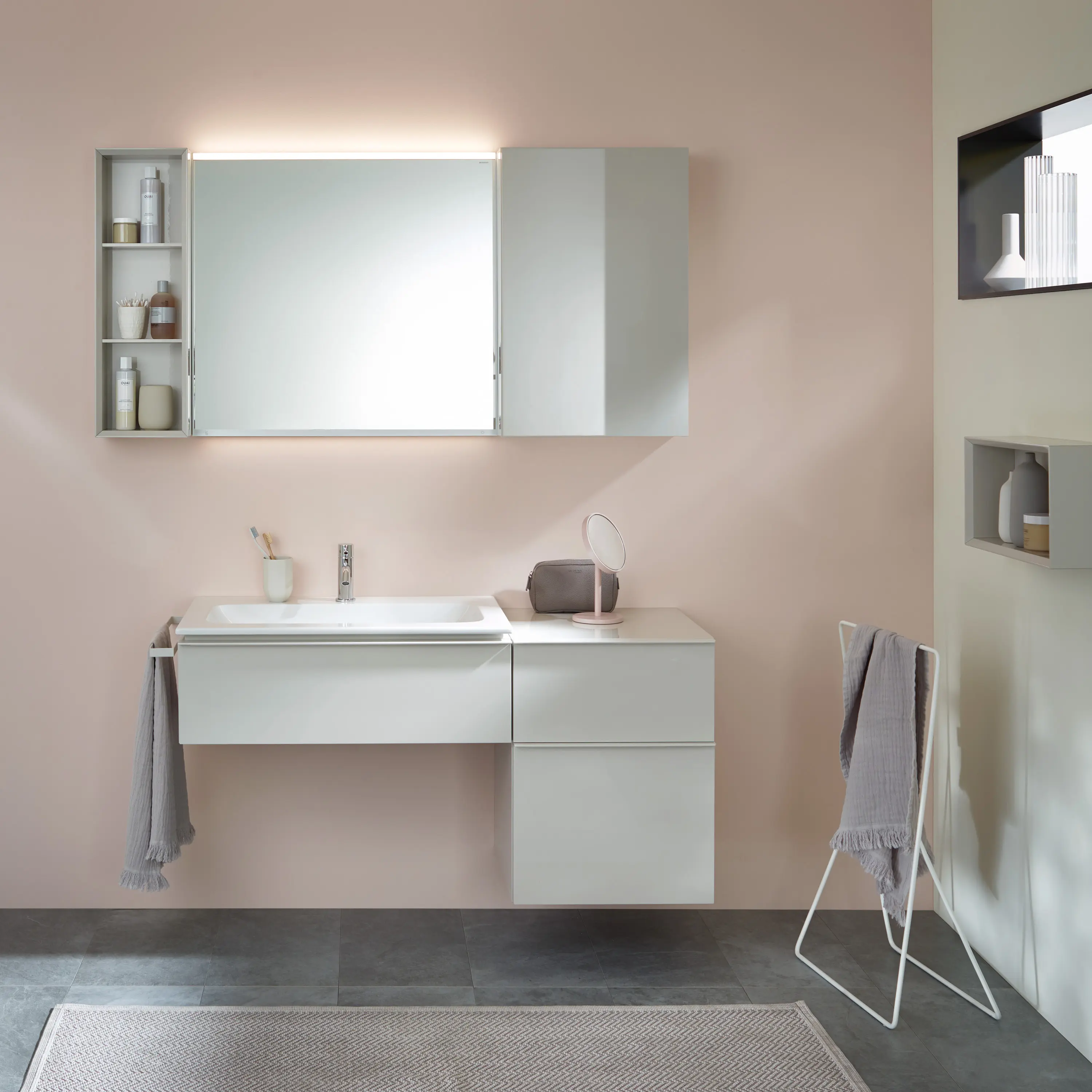 Geberit - Option | Plus mirror cabinet