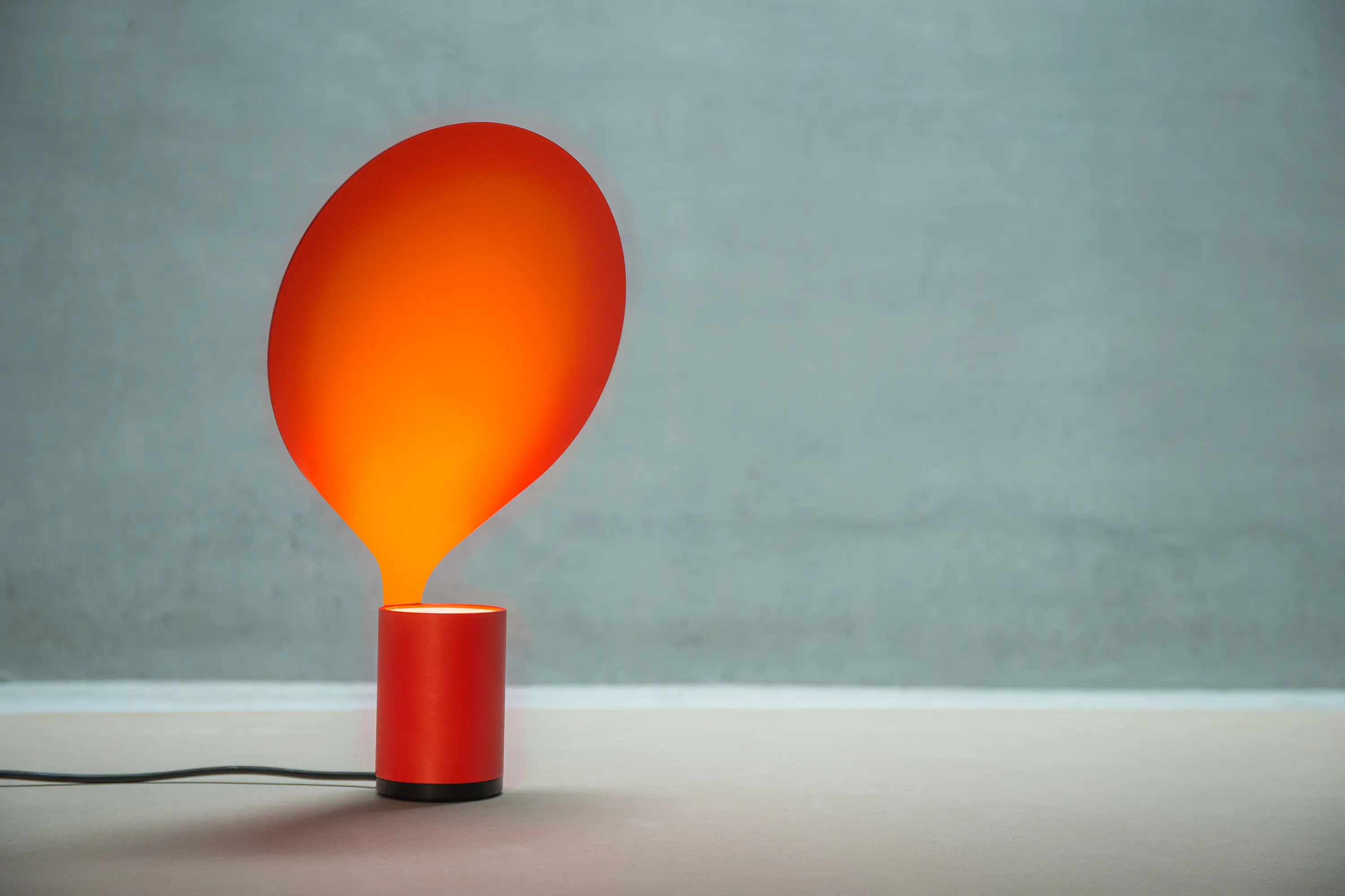 Vertigo Bird - Balloon Table lamp