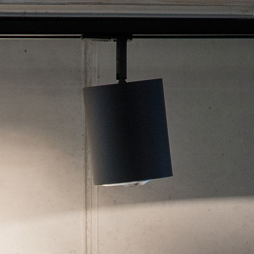 Display product Naked on Track C | Ceiling Lamp from manufacturer Vertigo Bird