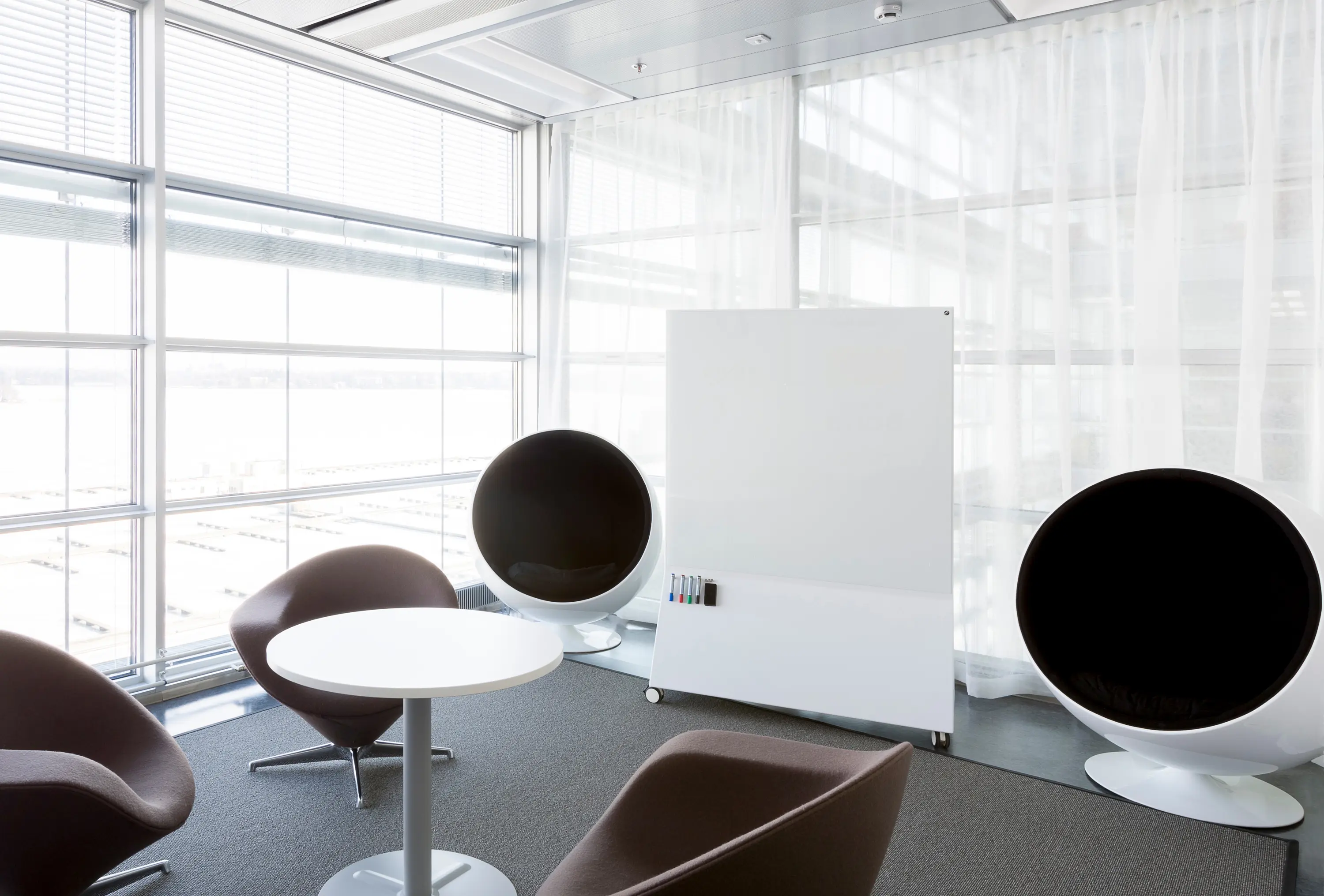 CHAT BOARD® - CHAT BOARD® Mobile Conference