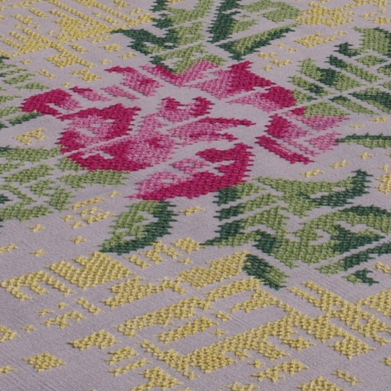 Mostra il prodotto Glow del produttore Nuzrat Carpet Emporium