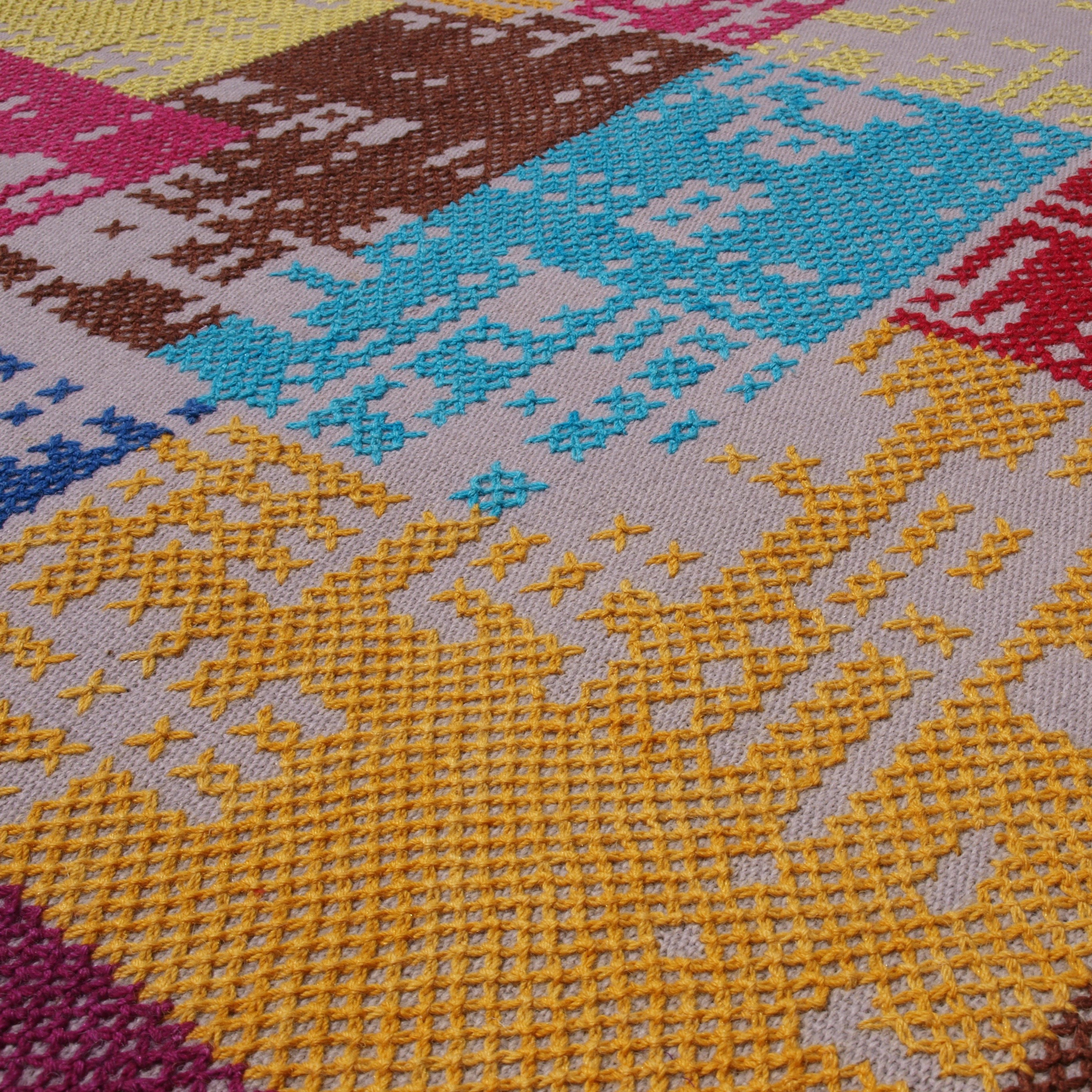 Display product Pixel Multi from manufacturer Nuzrat Carpet Emporium