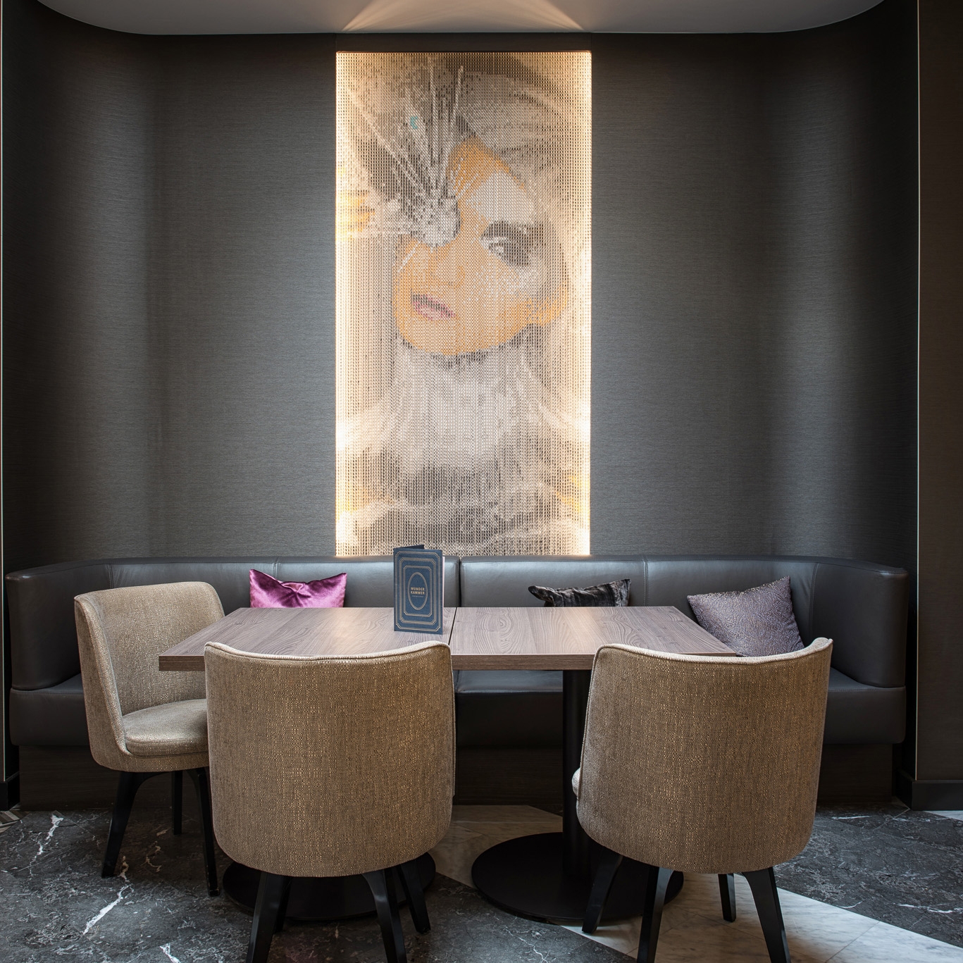 Afficher le produit Wallcovering du fabricant Kriskadecor