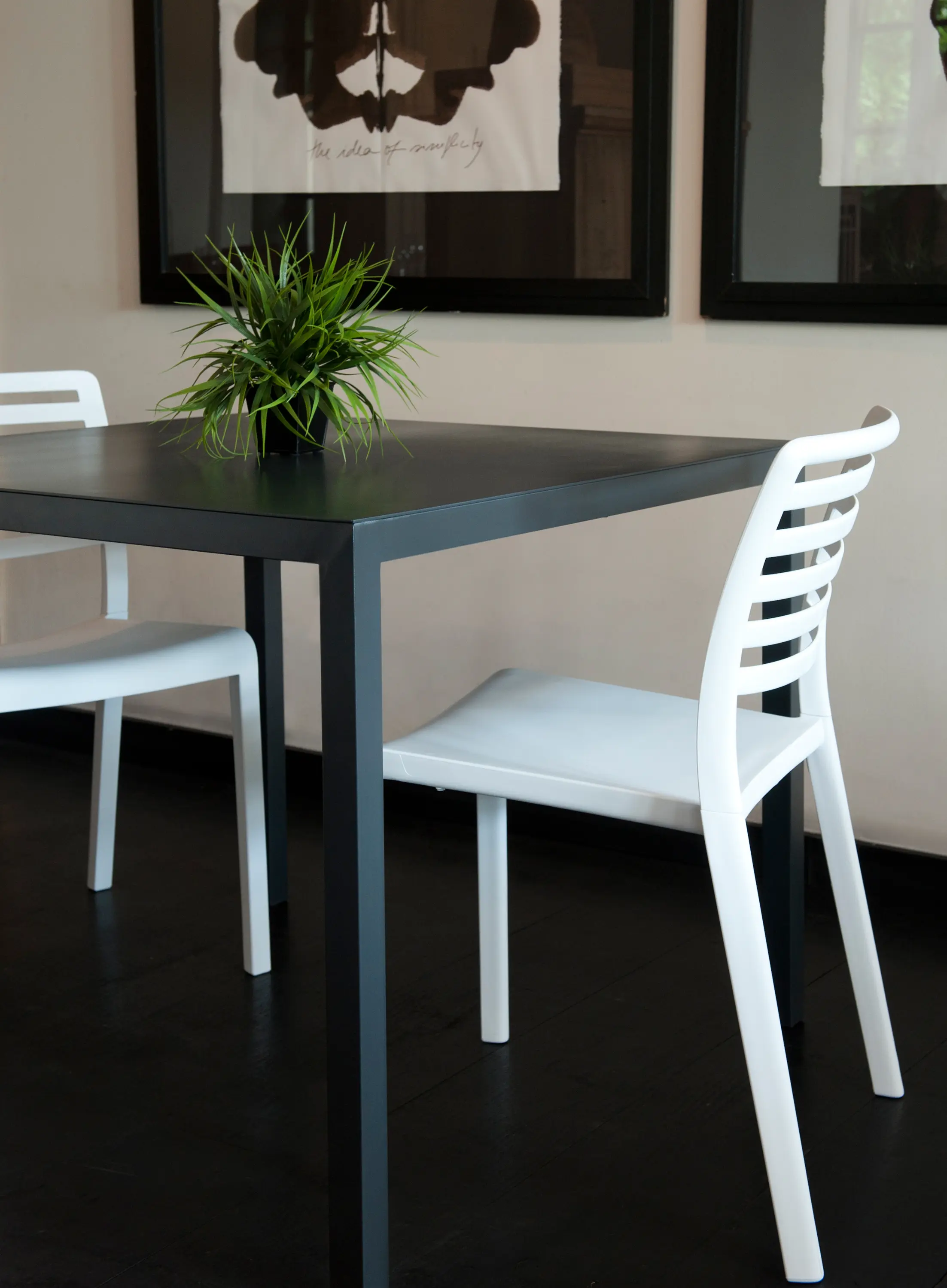Resol-Barcelona Dd - barcino stackable stool