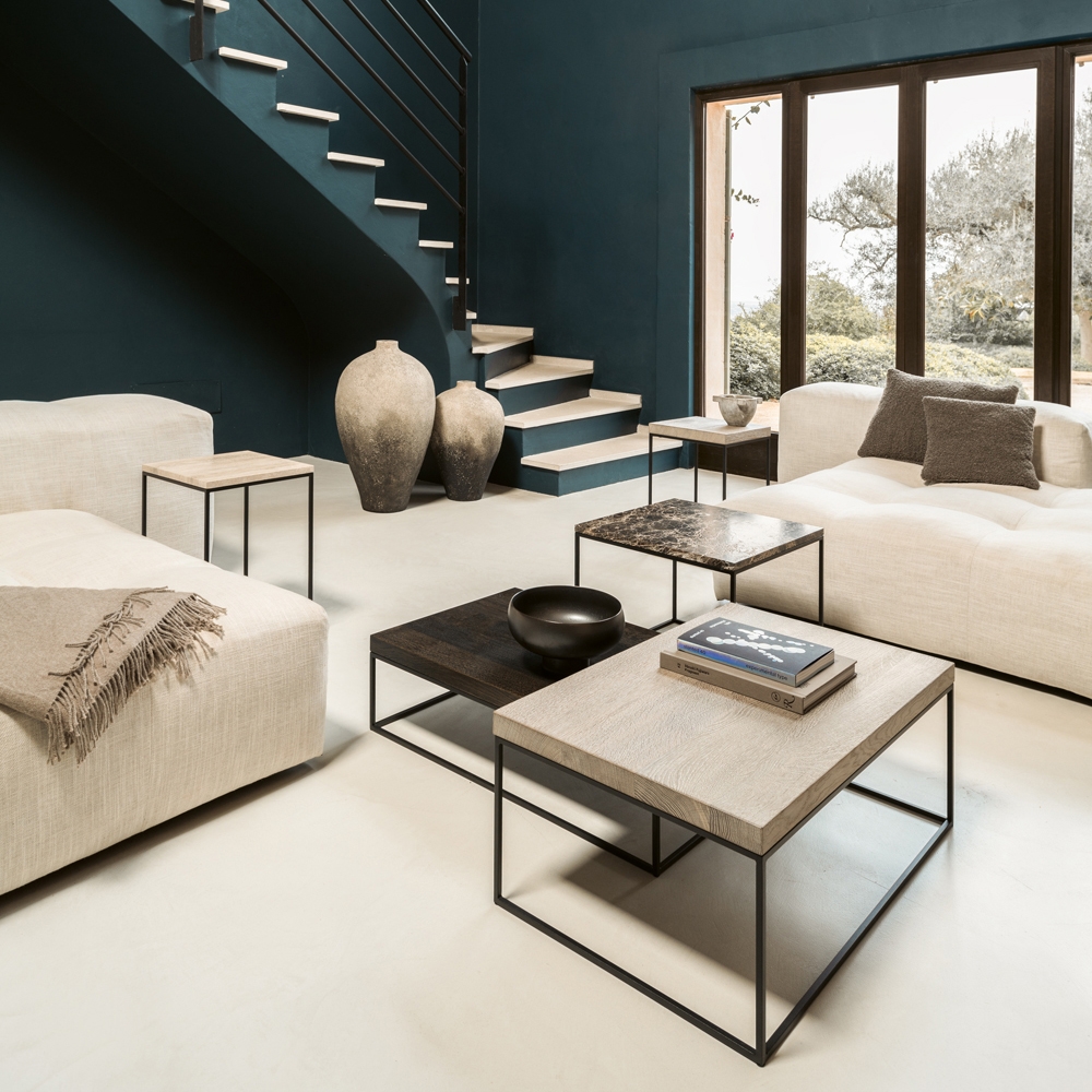 COFFEE AND SIDETABLES