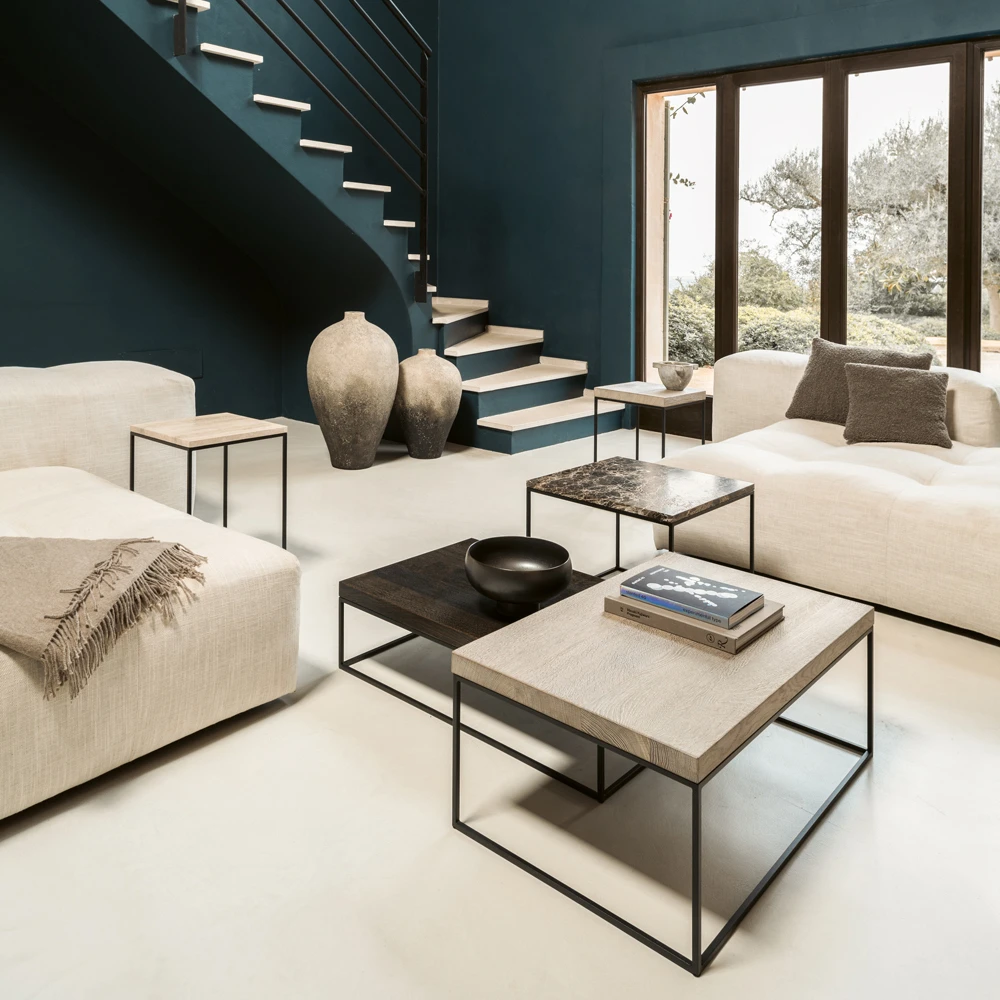 COFFEE AND SIDETABLES