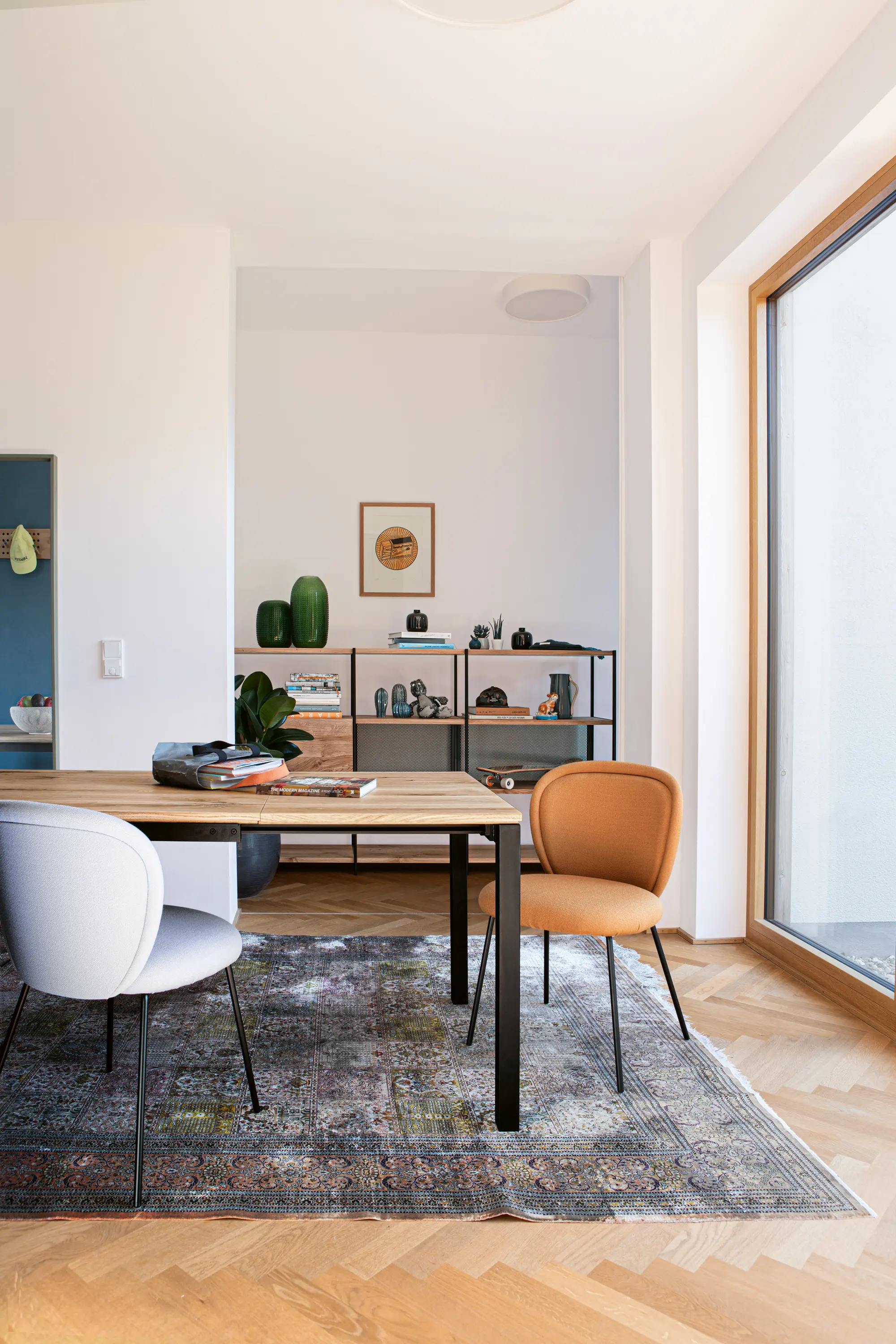 Janua - S 600 Extendable Table