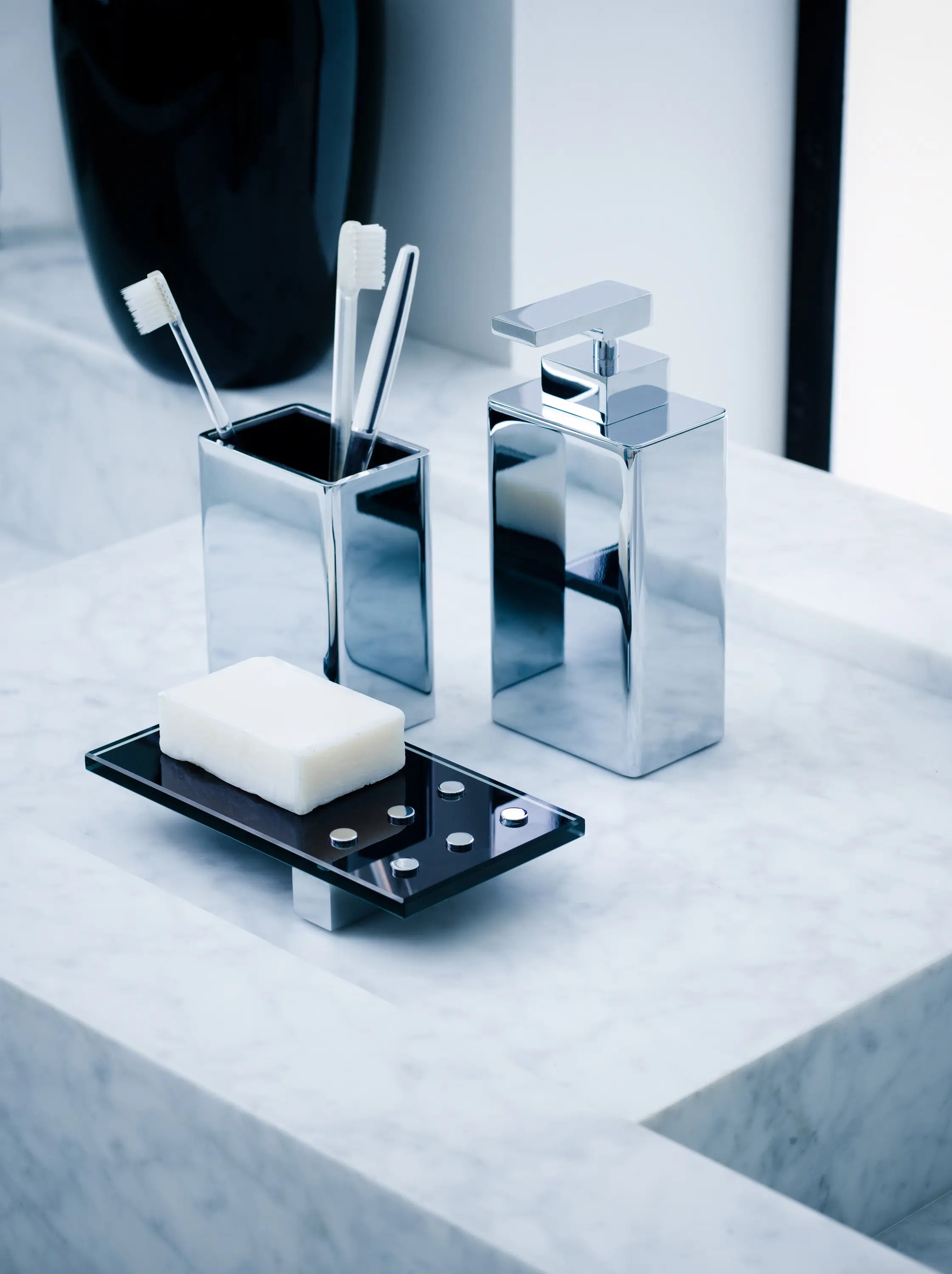 Pomd’Or - Urban Towel Rack Shelf