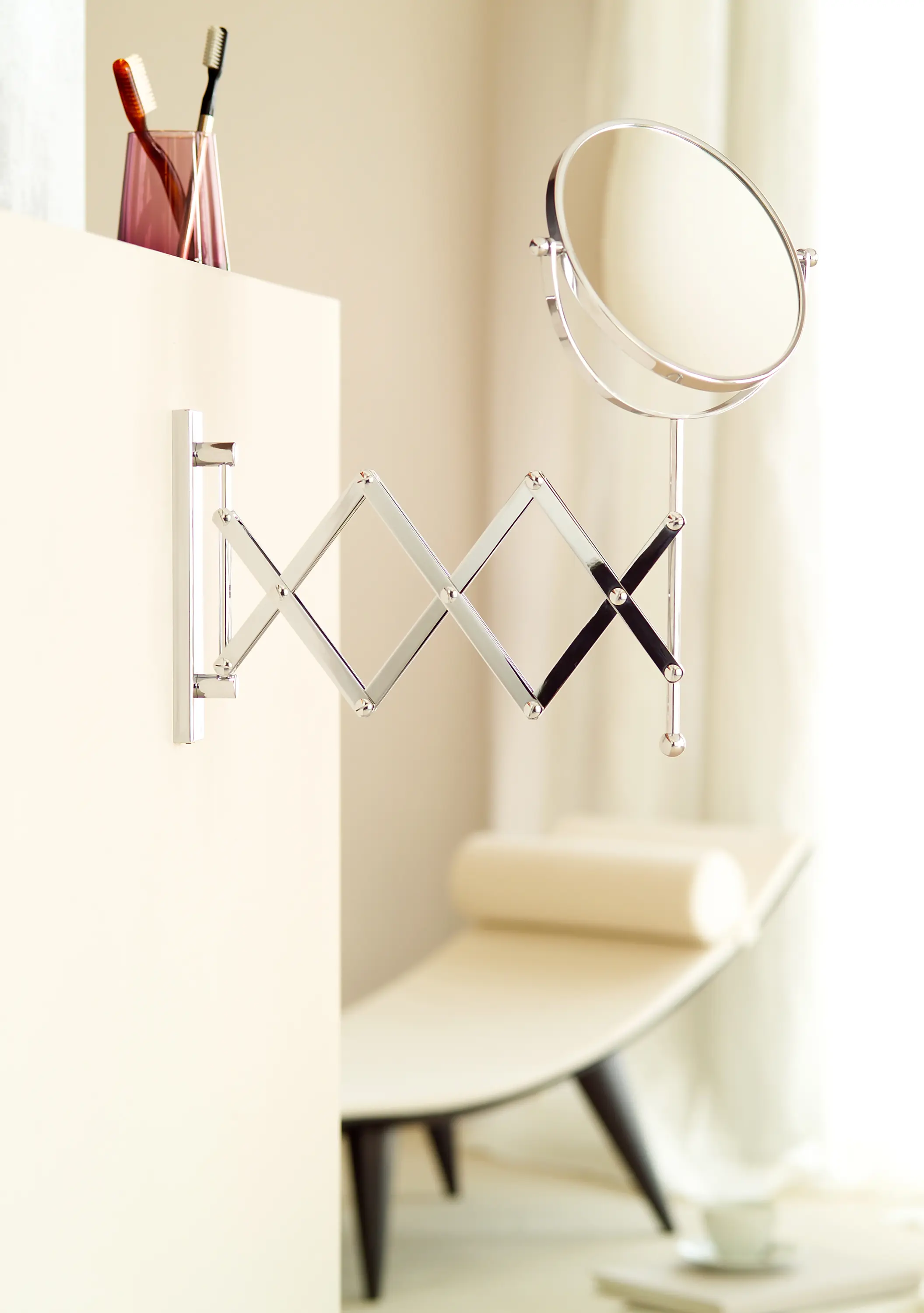 Pomd’Or - Illusion Wall Magnifying Mirror