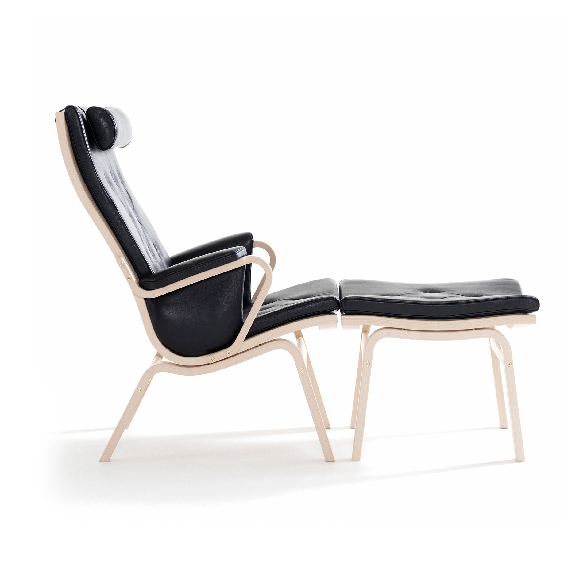 Vertoon produk Albert de luxe Armchair with footstool van vervaardiger Stouby