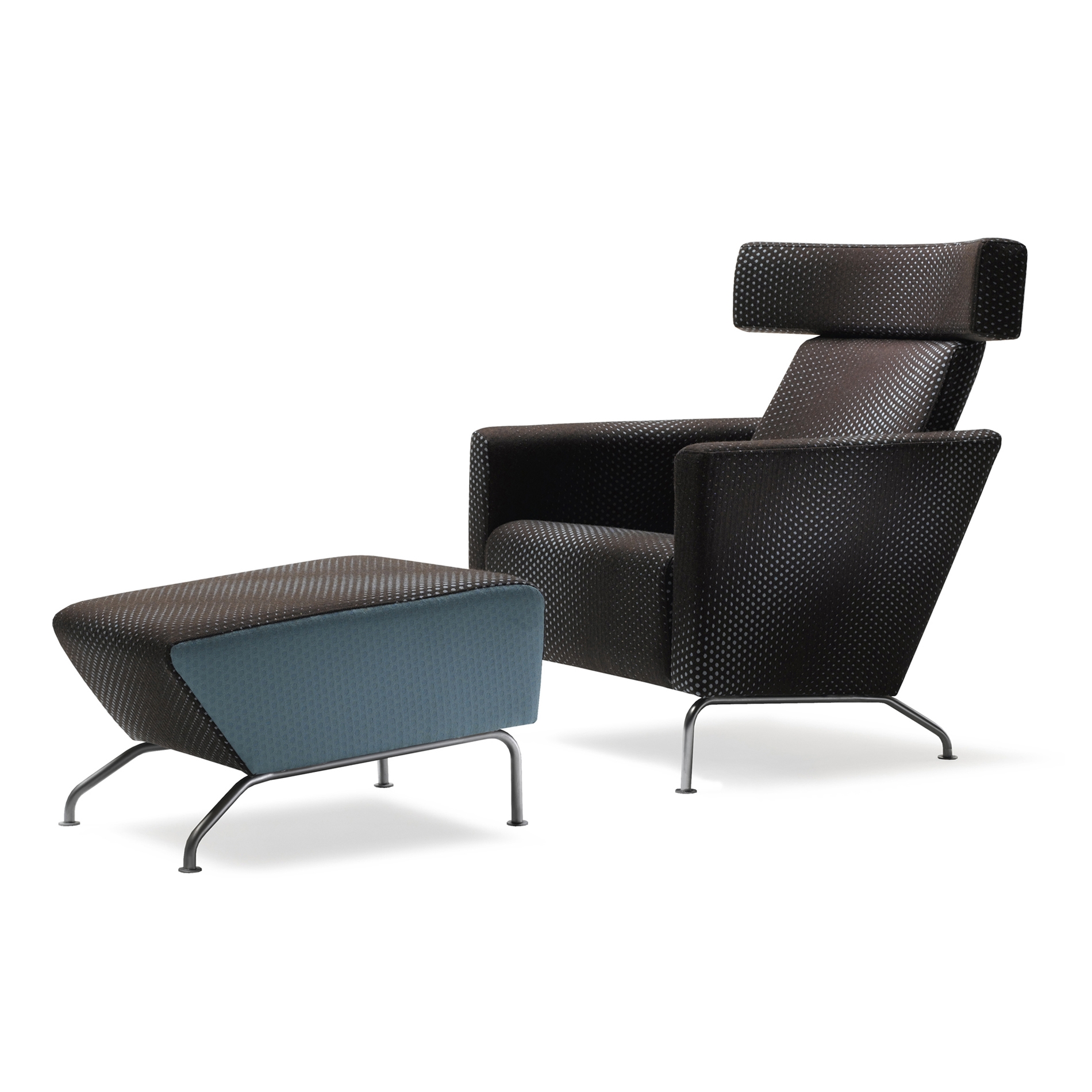 Produkt Ram high Sessel mit Fusshocker des Herstellers Stouby anzeigen