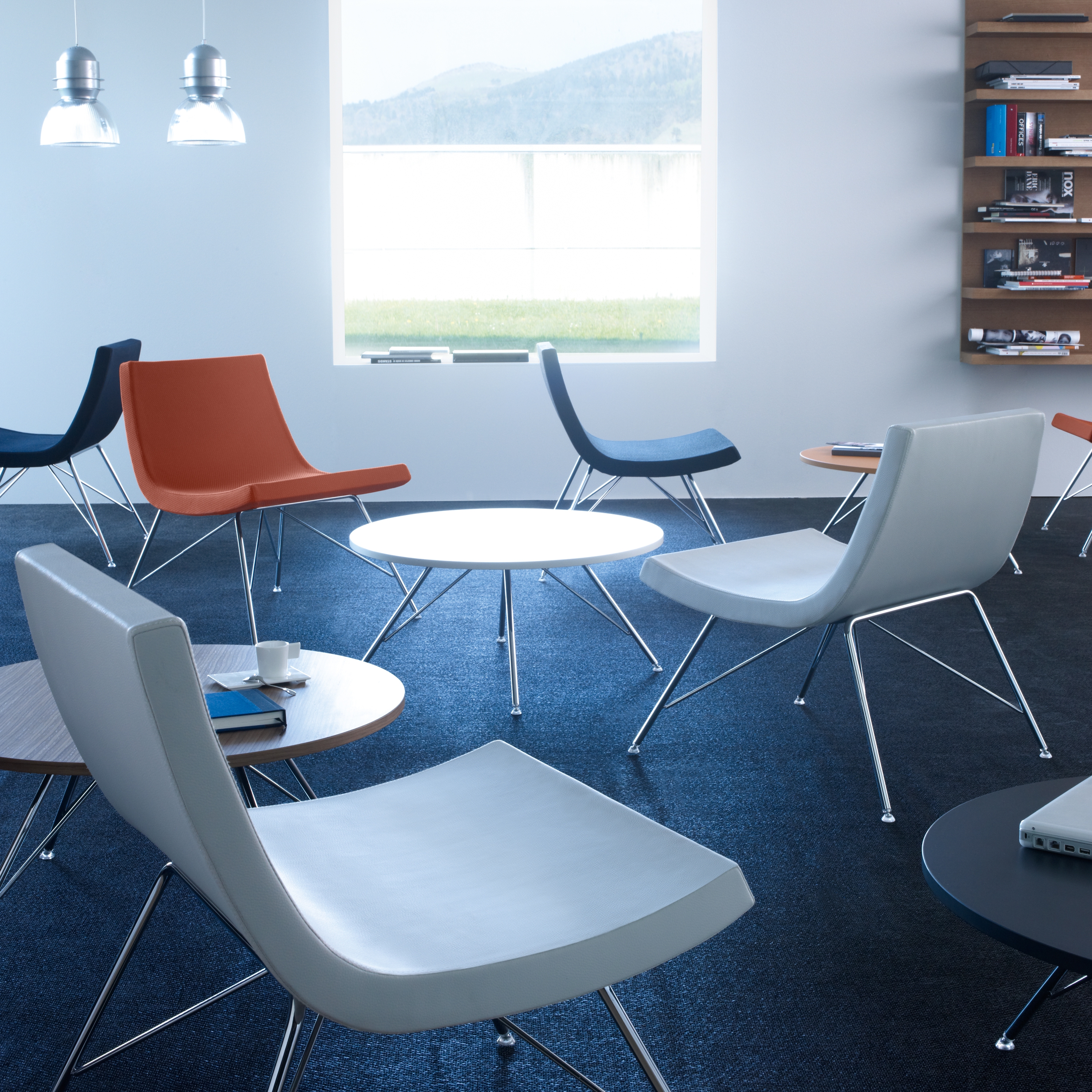 CONTRACT & WAITING AREAS