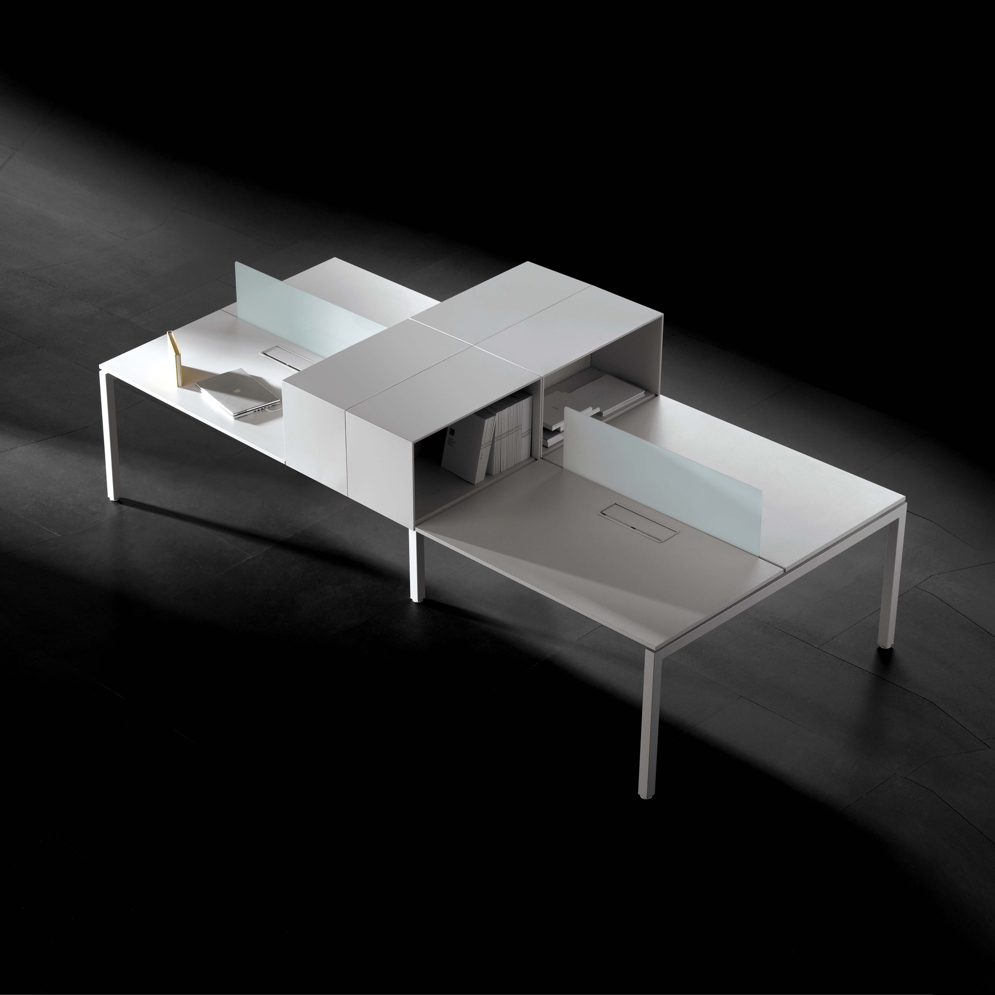 Display product F25 from manufacturer Forma 5