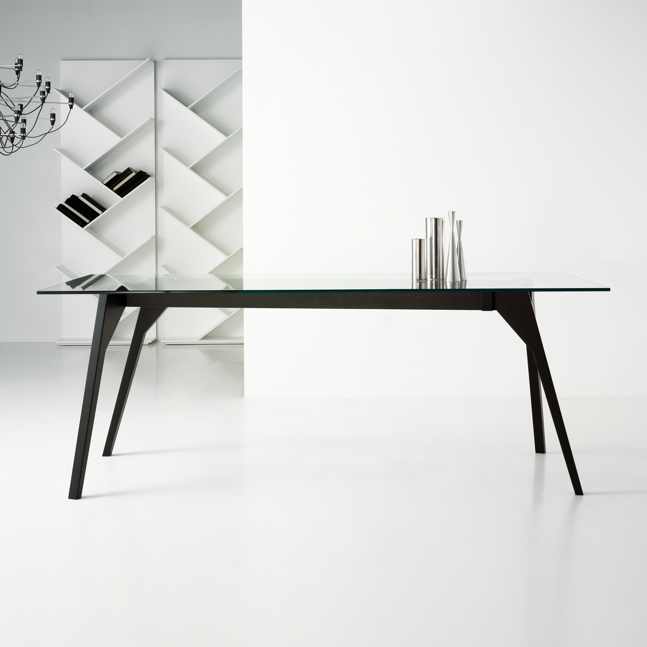 Afficher le produit Grupa Table du fabricant Kendo Mobiliario