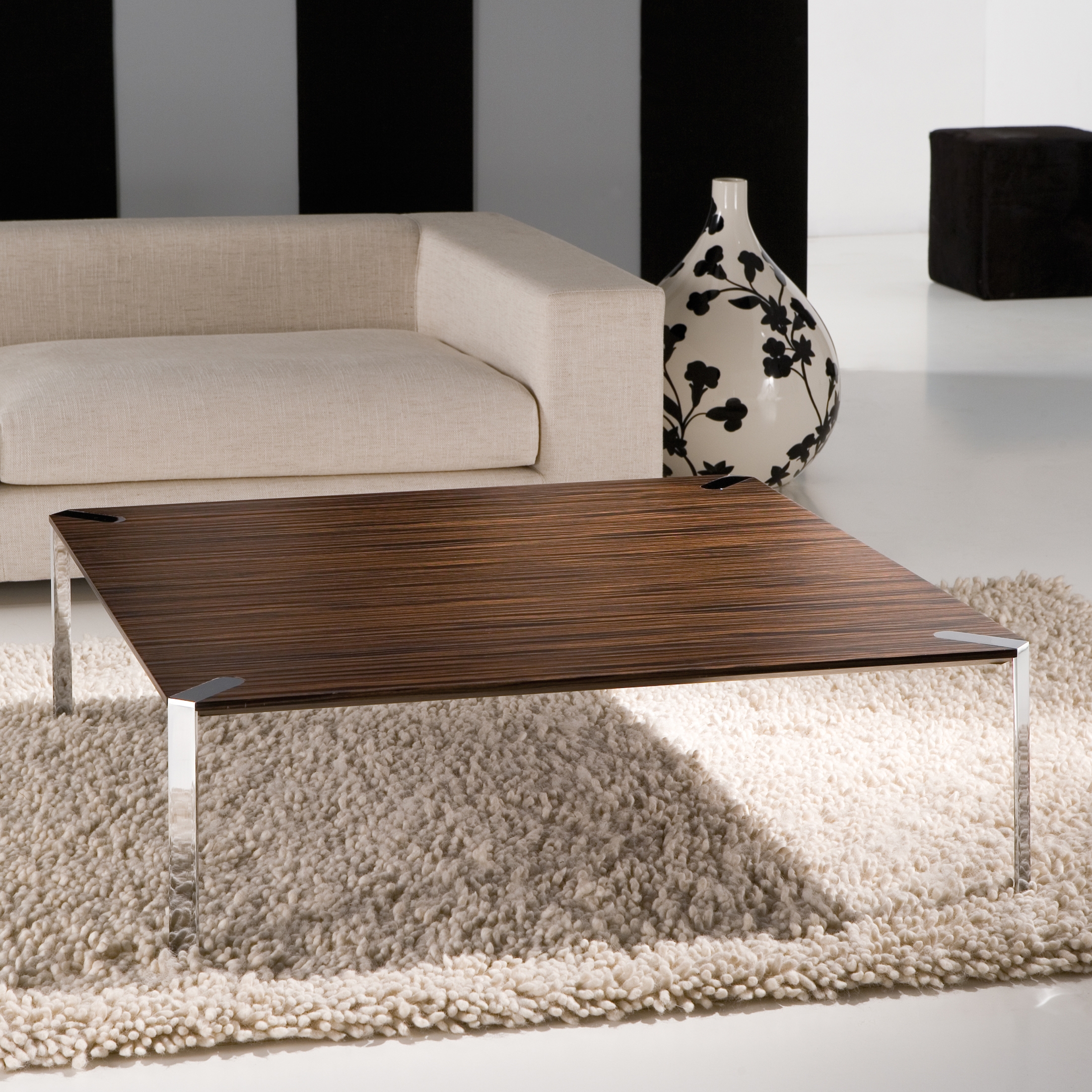 Mostra il prodotto Basica Coffee table del produttore Kendo Mobiliario