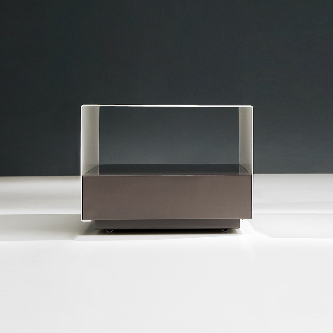 Mostra il prodotto Kobo Table set del produttore Kendo Mobiliario