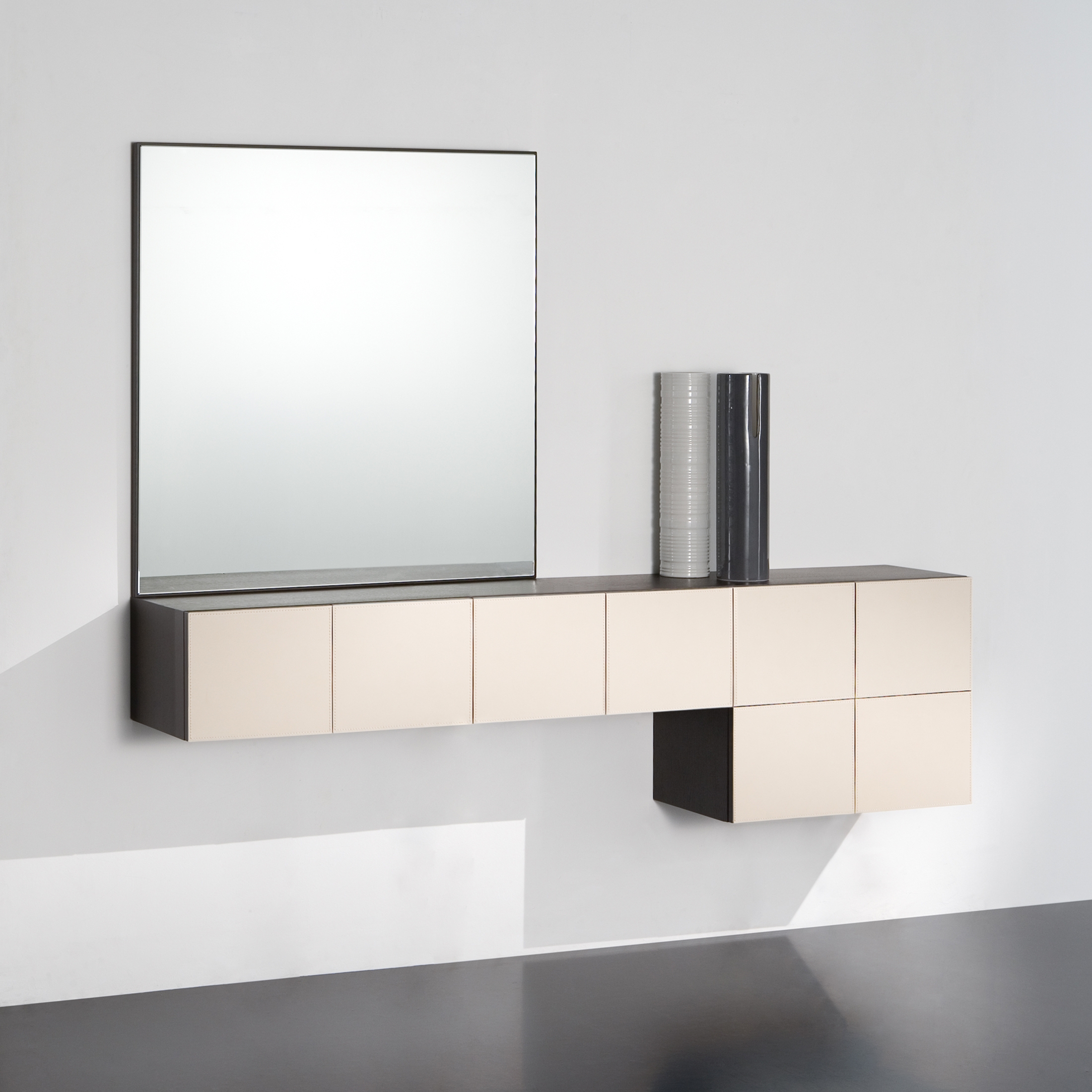 Produkt To Add Console des Herstellers Kendo Mobiliario anzeigen
